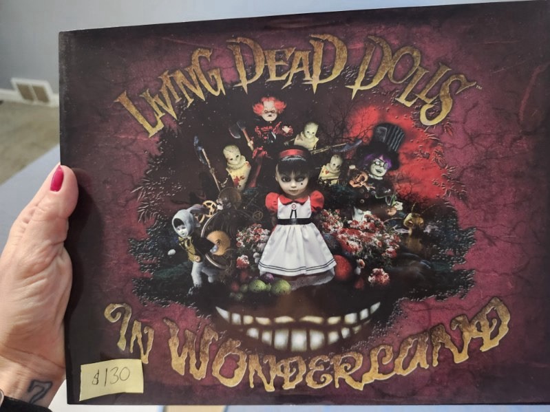Living Dead Dolls In Wonderland Book. Limited Edition.