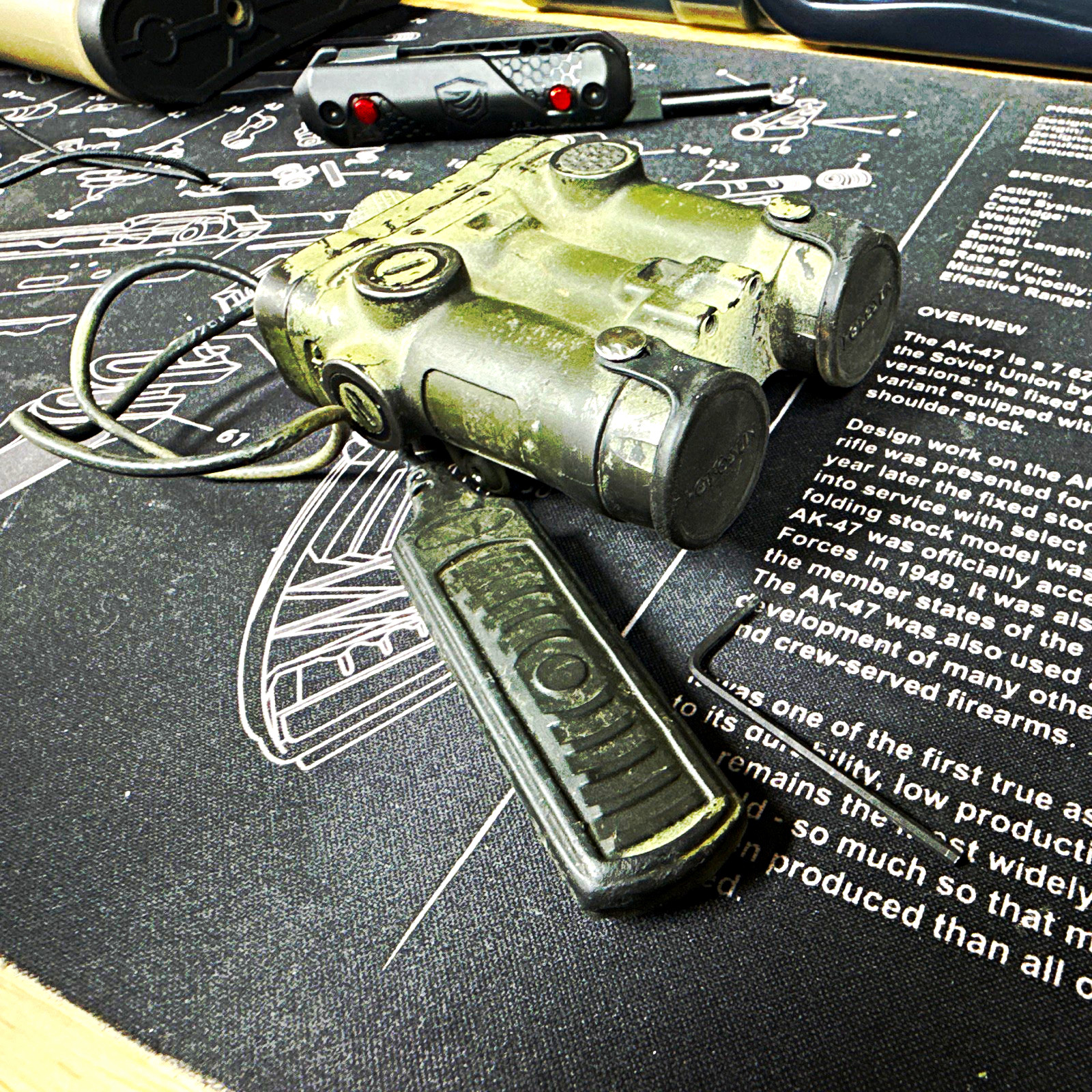 Holosun LE420-GR Green/IR Laser & Flashlight Combo Picatinny Rail Mount