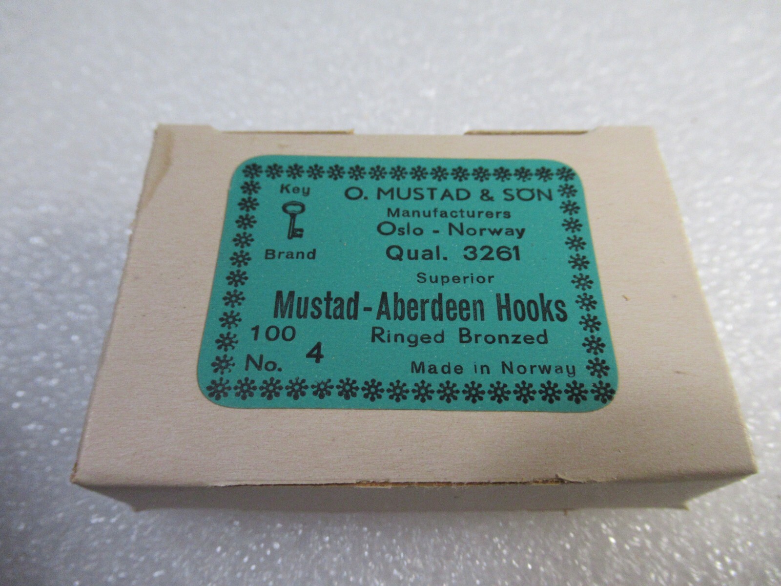 MUSTAD 3261 BRONZE ABERDEEN FISHING HOOKS 100 PCS SZ 4 LONG SHANK BAIT FLY TYING