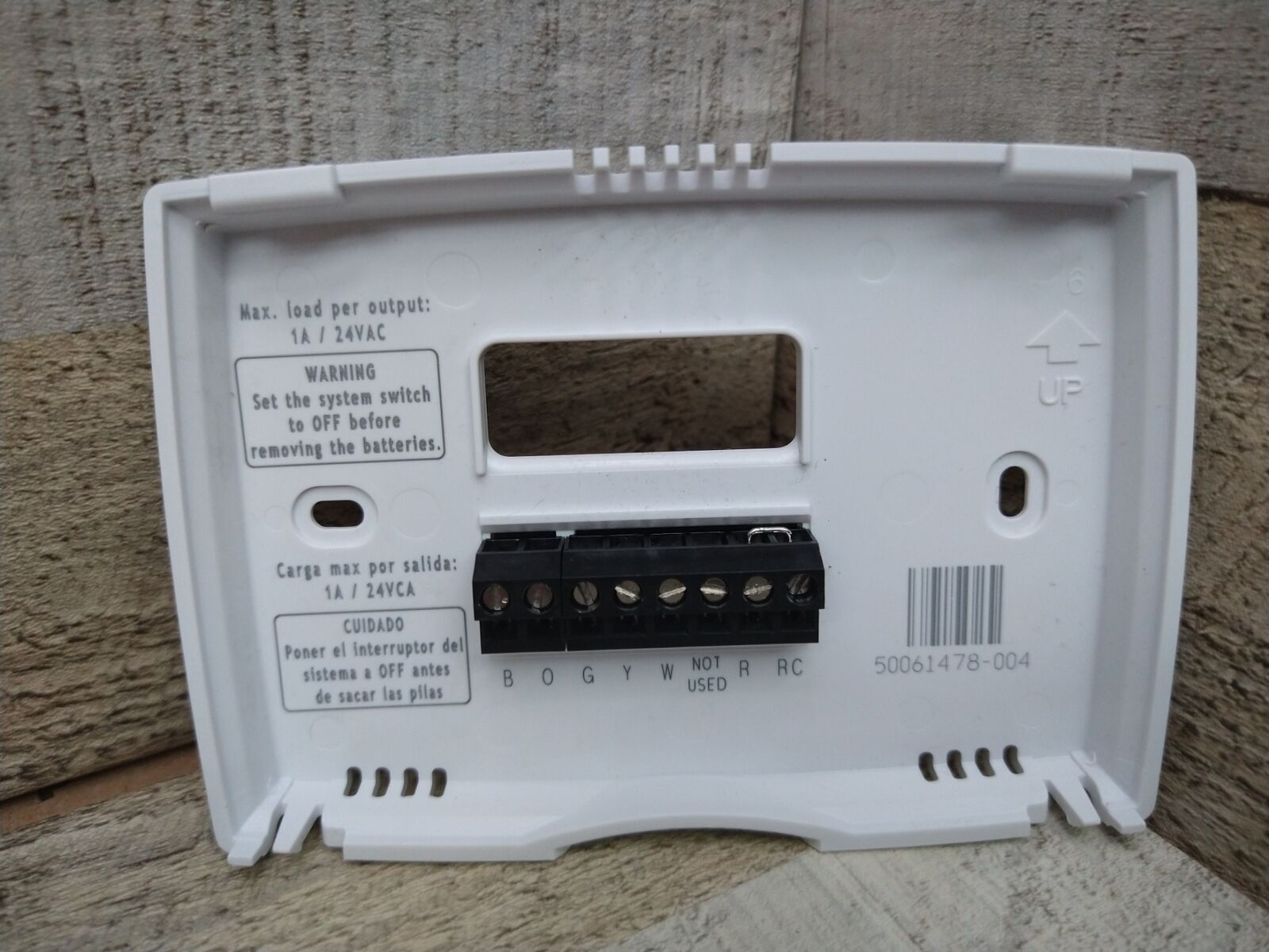 Honeywell 1-Week Programmable Thermostat (RTH221B1039) BULK PACKAGED