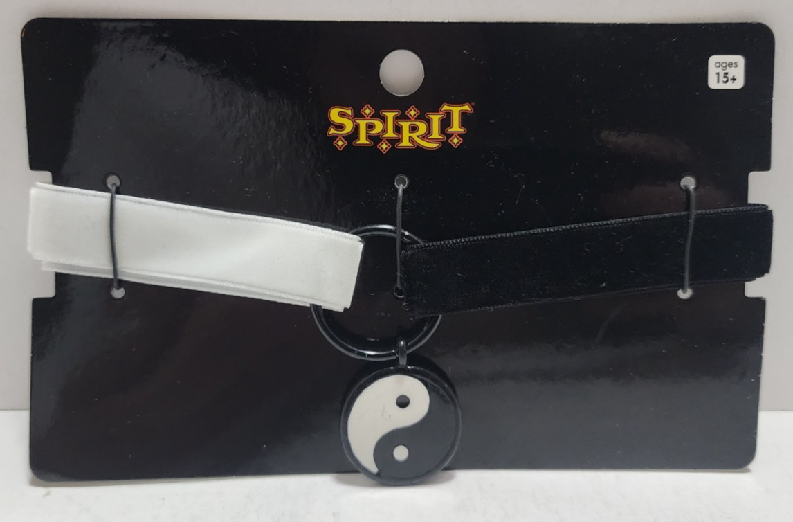 Spirit Halloween Yin Yang Black White Choker Necklace Costume Cosplay Brand New