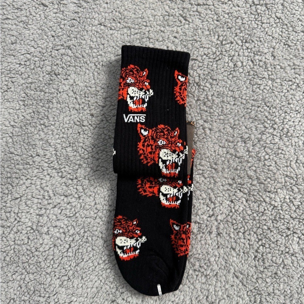 Vans Crew Socks Mens Womens 6.5-9 Black Orange Tiger Animal Casual Athletic New