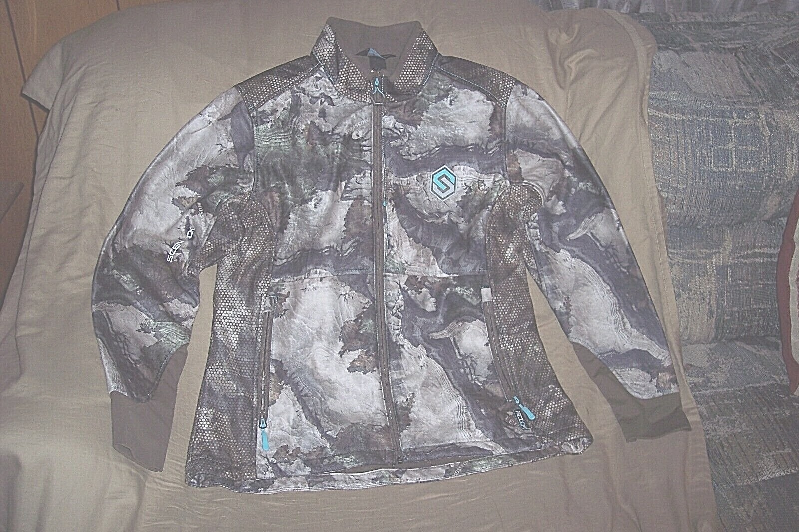 Womens Camo Jacket Forefront Jacket Lg Fleece Lined Water Resistant Scent Block