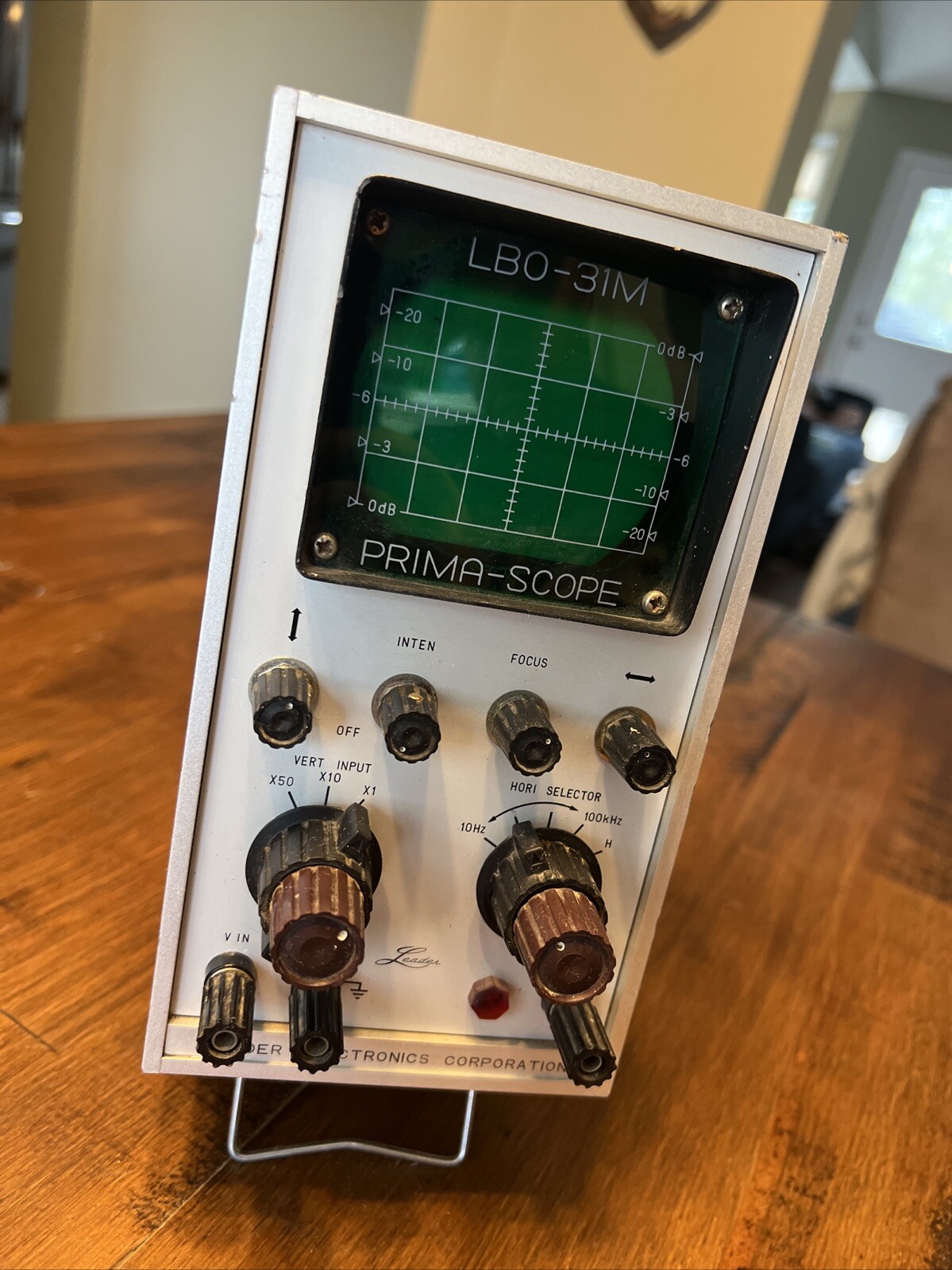 Leader Electronics LBO-31M X-Y CRT Display 3 - Module/Oscilloscope For Parts
