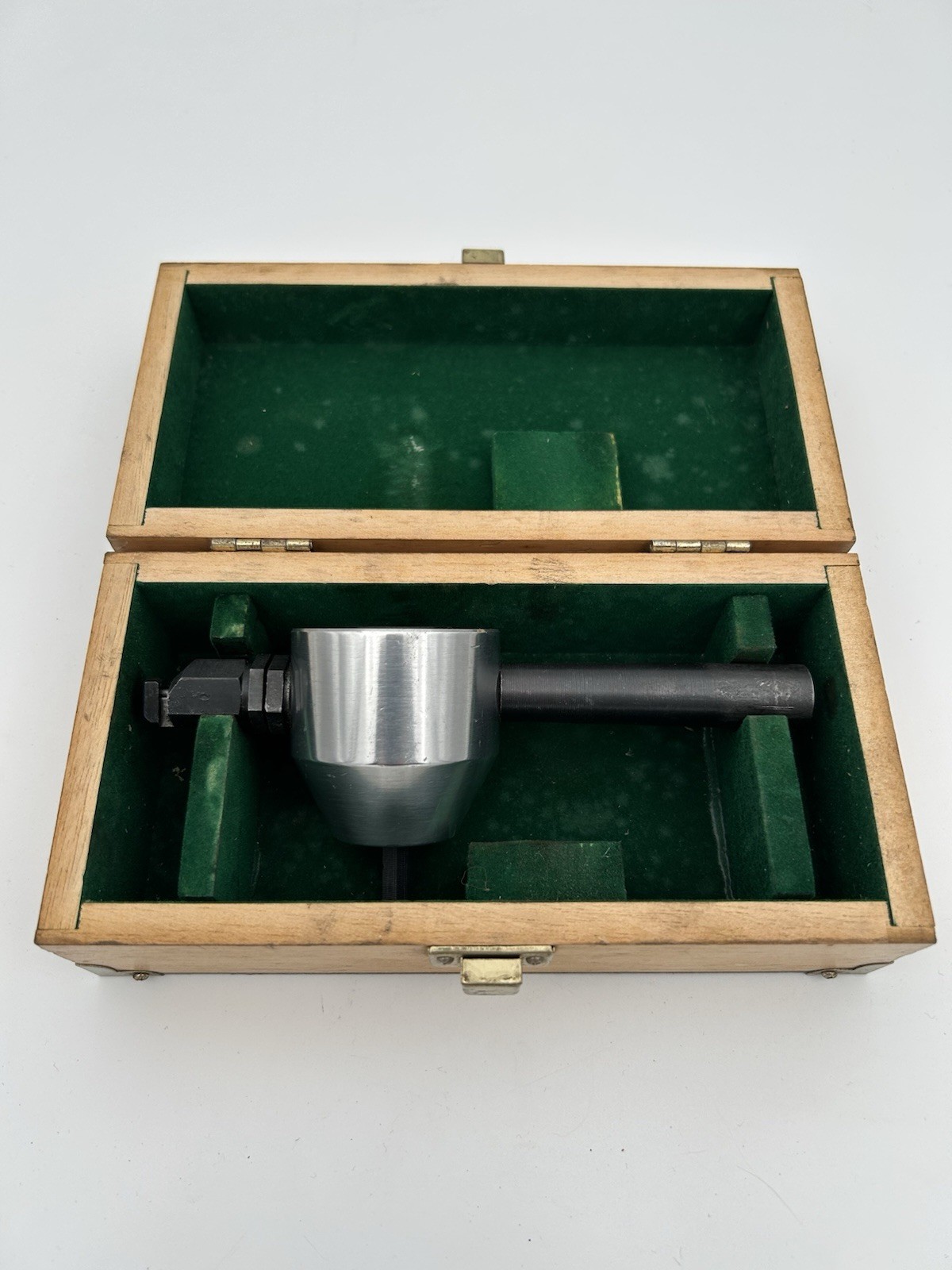 AMT drill operated nibbler with box
