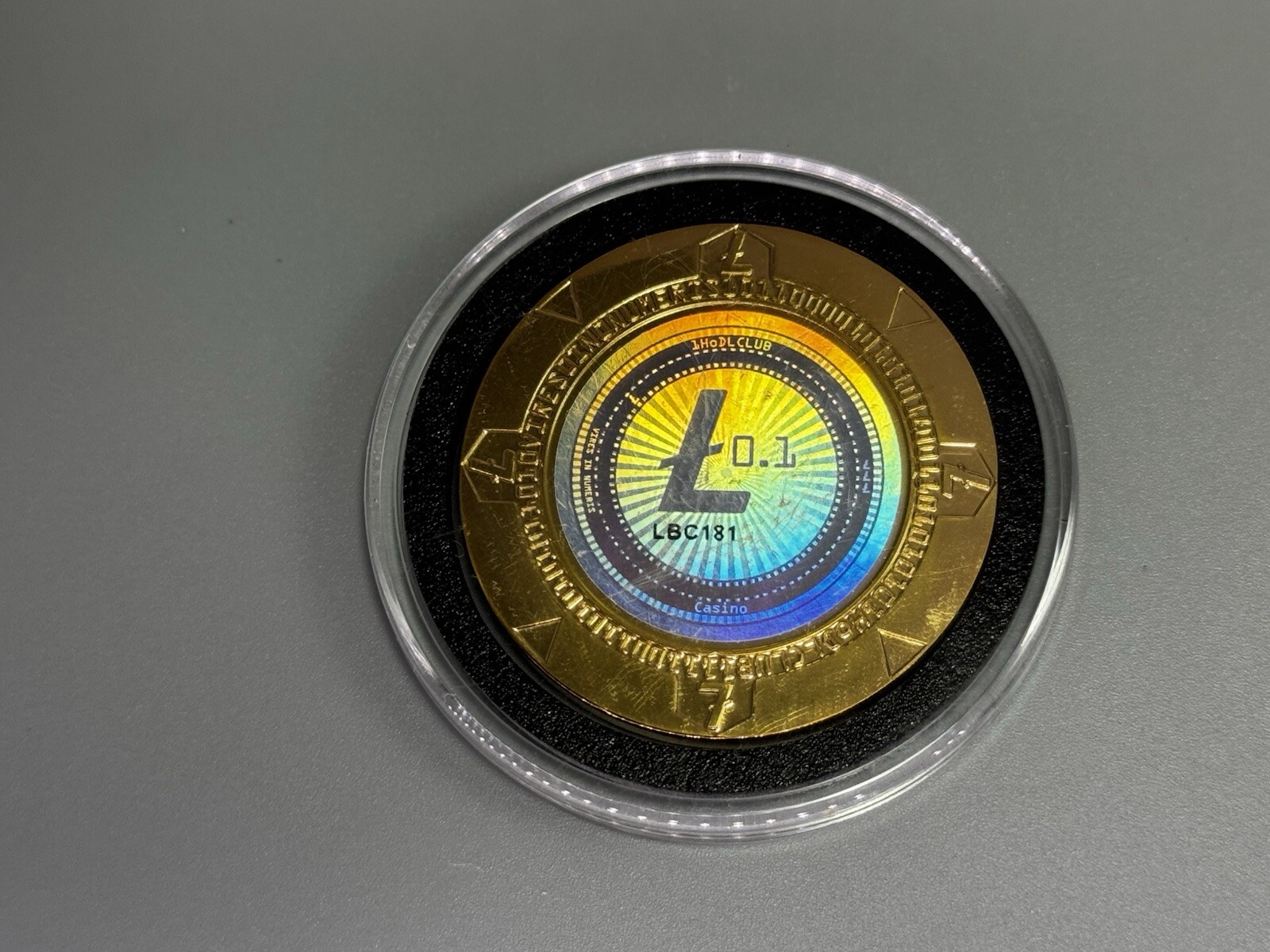 1HoDL CLUB 2022 Poker Chip fund ed  .10 LTC -Gold fin-bit coin Lealana CASASCIUS