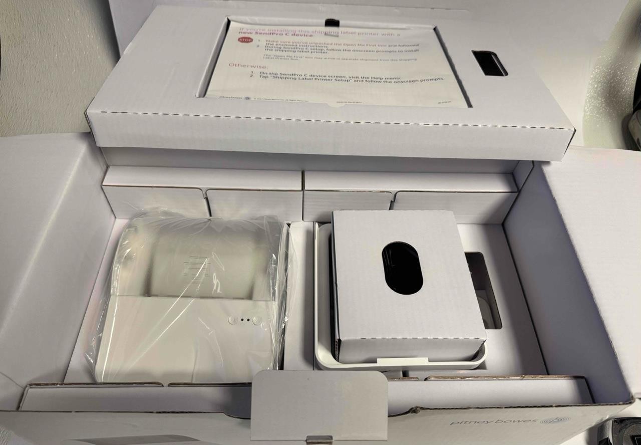 NEW Pitney Bowes 1E47 Label Printer PB-SP100 Open Box