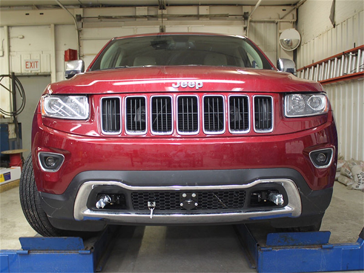 Blue Ox BX1128 Tow Bar Base Plate for Dodge Durango/Jeep Grand Cherokee WK2