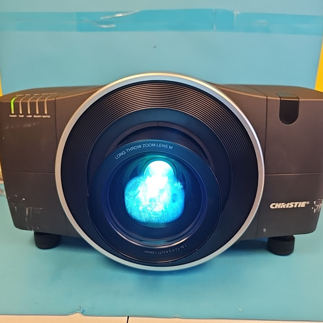 Christie LW650 LCD Projector 6500 Lumens WXGA 1280x800 16:10 Used Tested Works