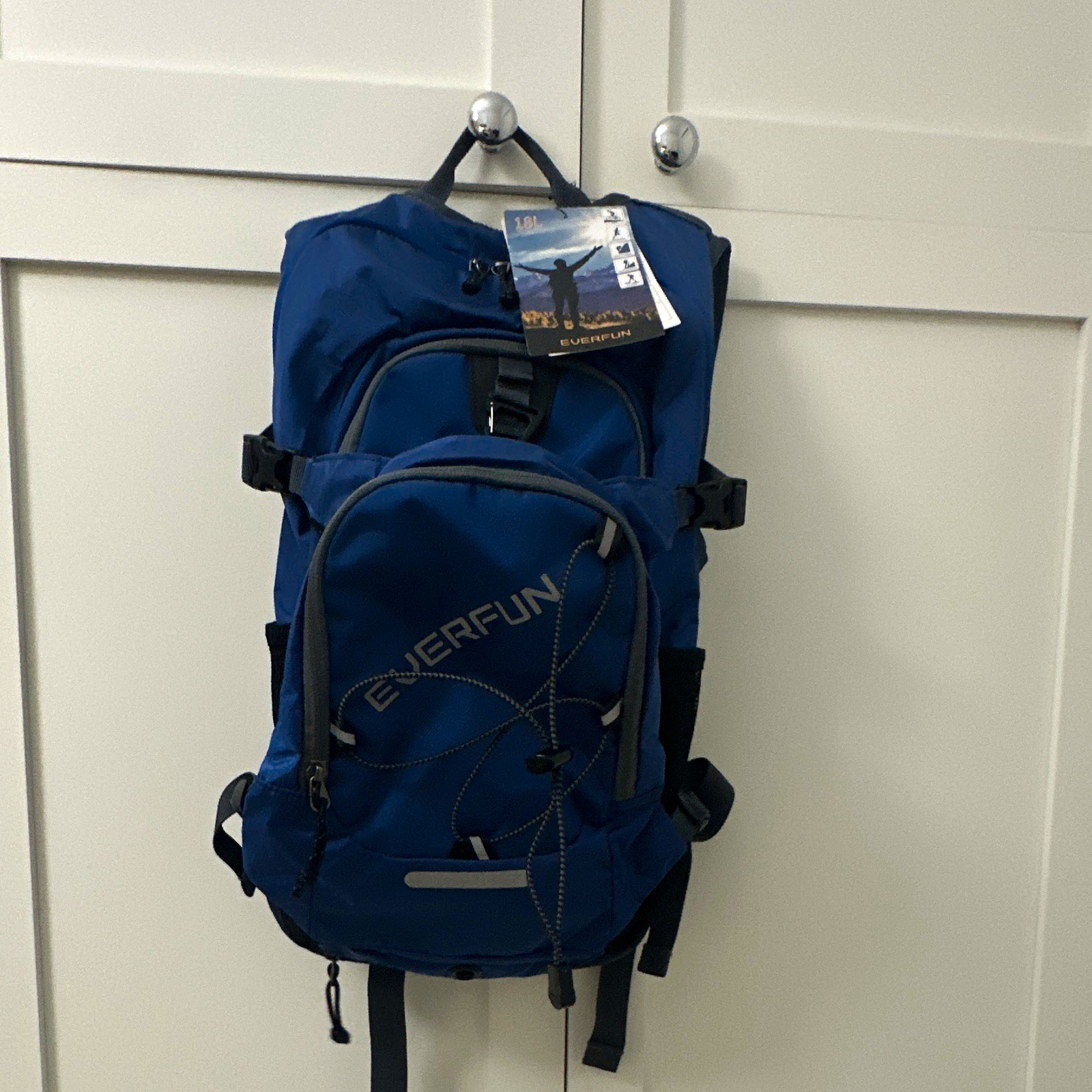 EVERFUN 18L Hydration Backpack Blue Nylon 3 Pockets Adjustable Straps
