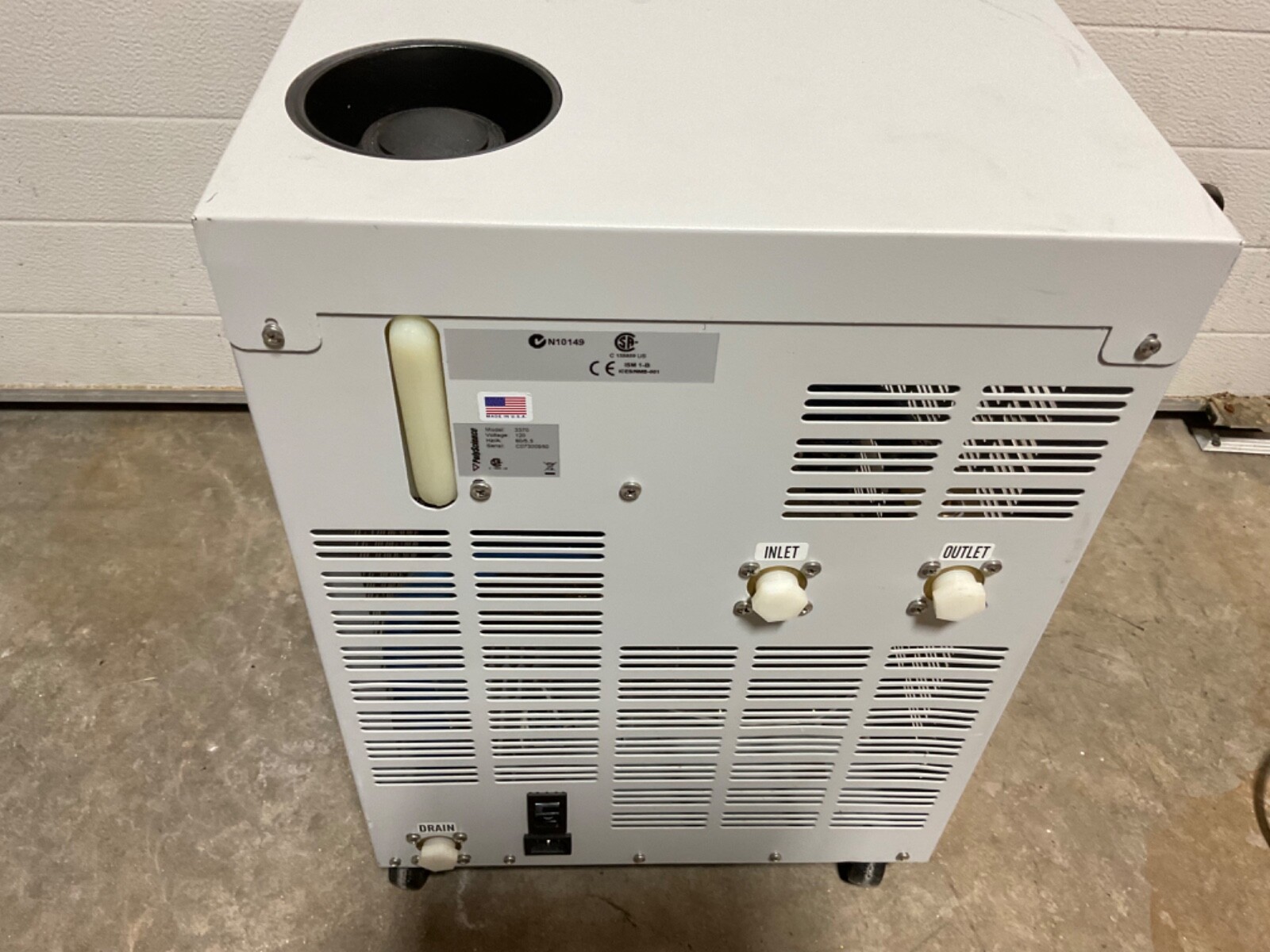 Agilent HP G1879B Heat Exchanger model 3370 powers on