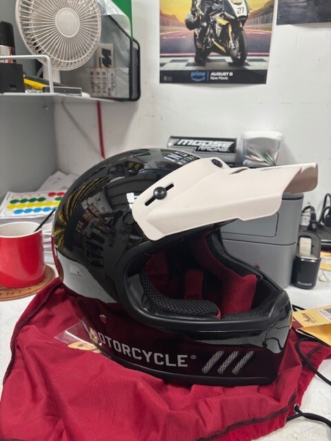 286972806-ADVENTURE HELMET GLS BLK-LARGE