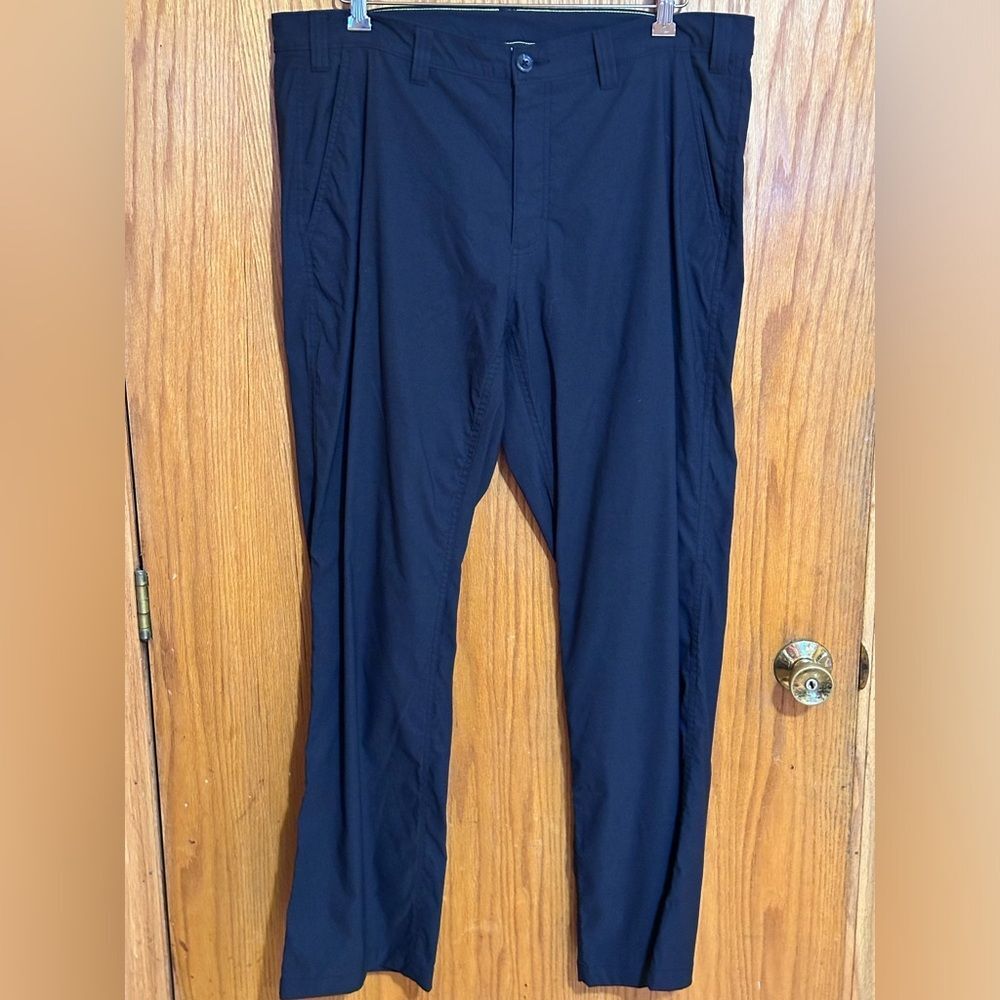 Eddie Bauer men's navy pants size 36x32 activewear