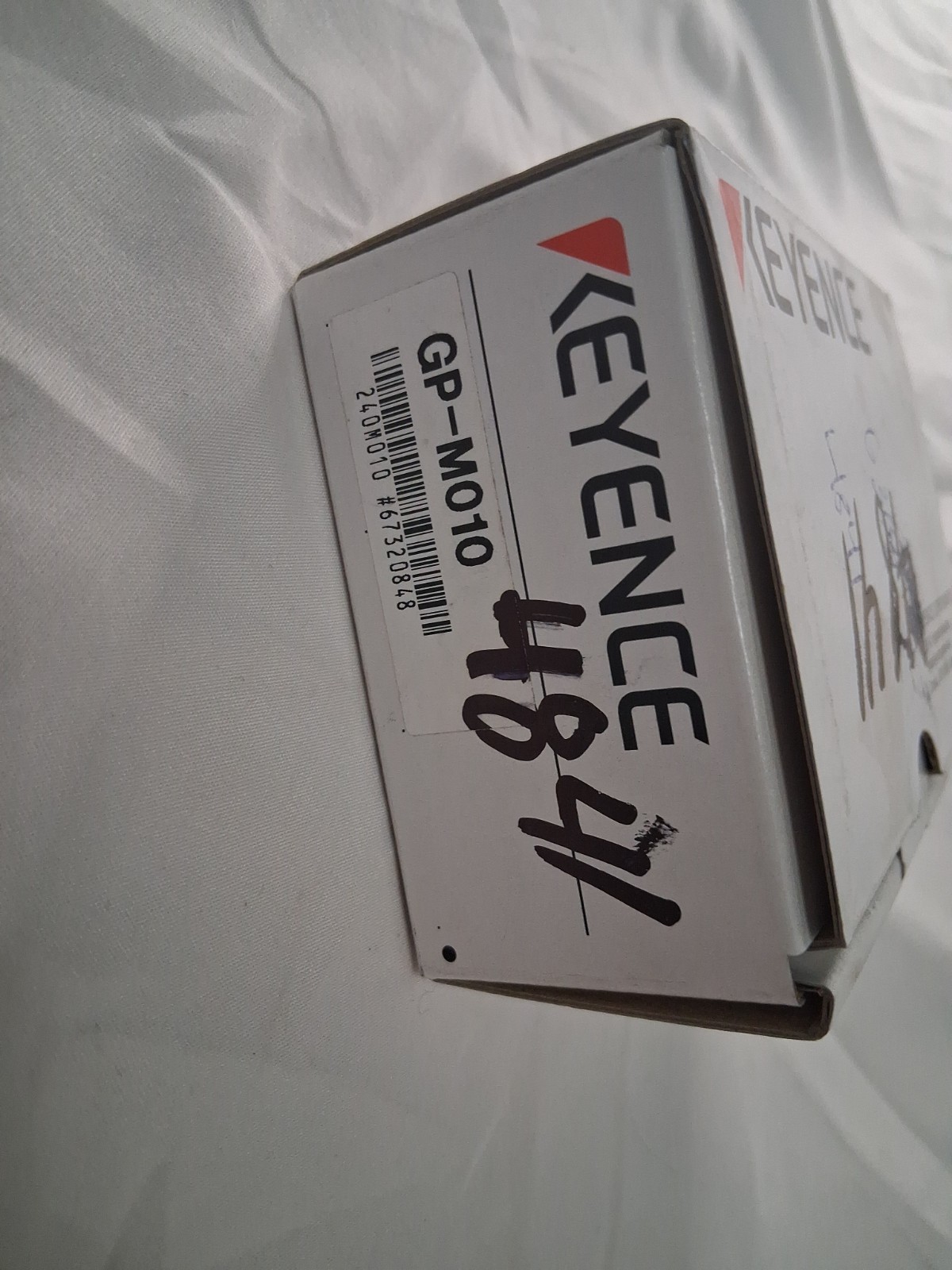 Keyence GP-M010 Heavy-Duty Digital Pressure Sensor