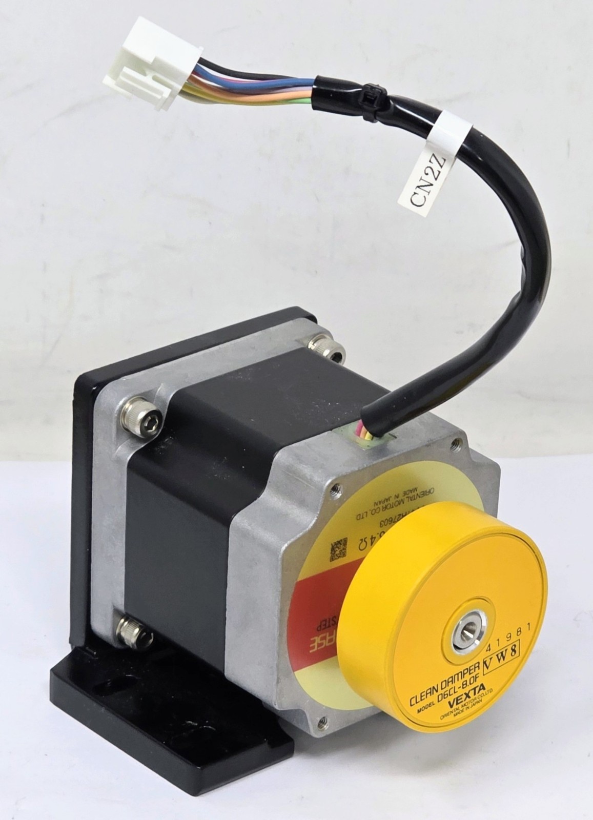 Oriental Vexta PK566-B Stepping Motor 5-Phase W/ D6CL-8.0F Clean Damper, PAL2P-D