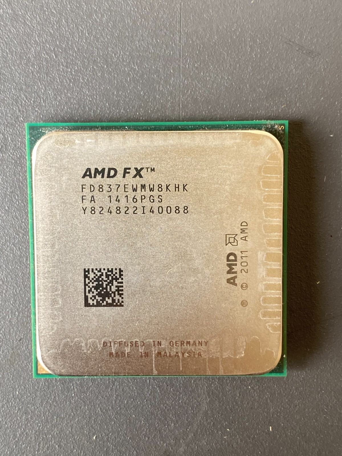 AMD FX-8370E FD837EWMW8KHK 8-CORES SOCKET AM3+ 3.3GHz TDP 95W 8MB L2/L3 CACHE