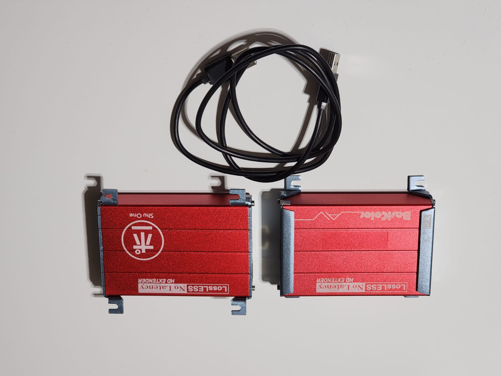 BasiColor HDMI USB KVM Extender with PoC Transmitter 560