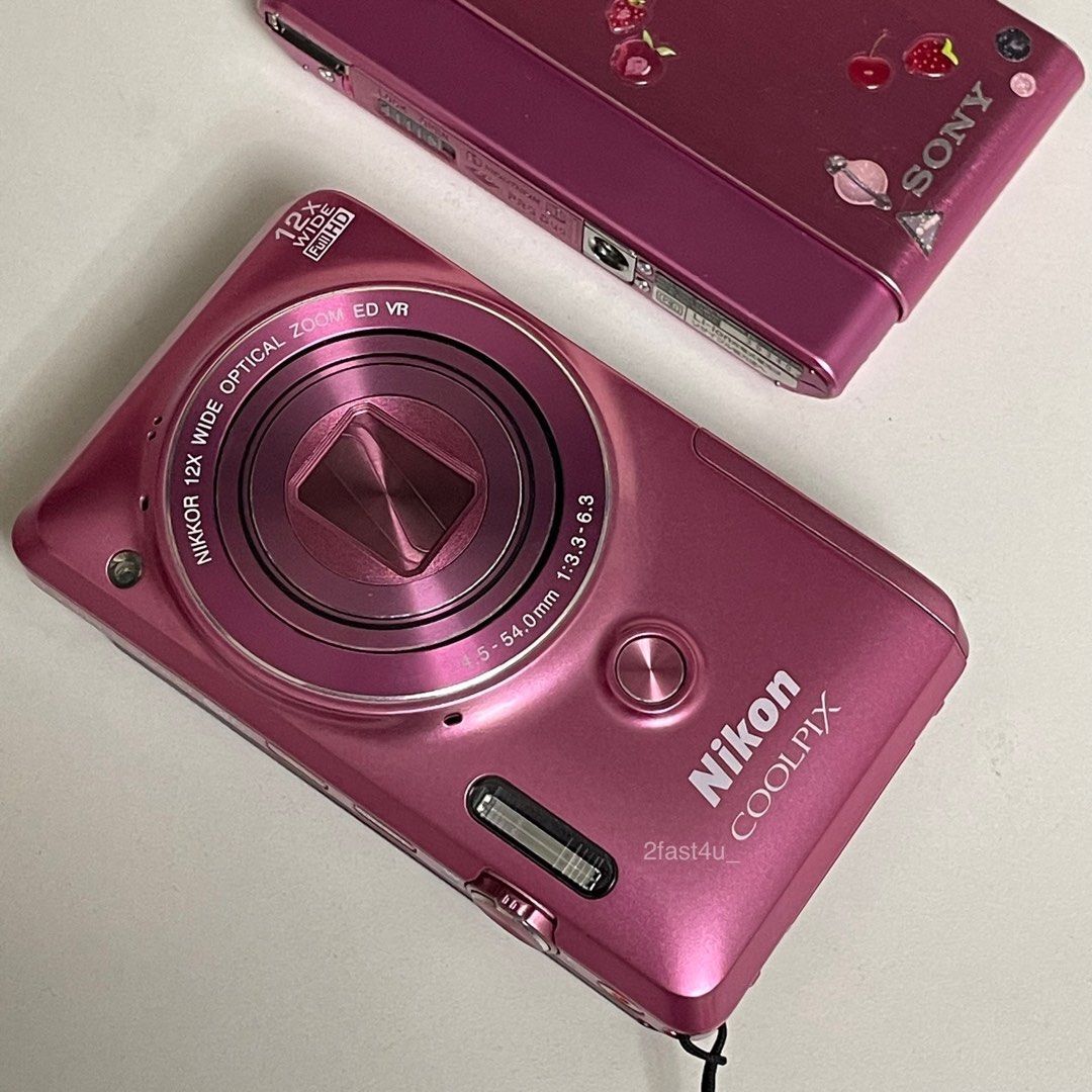 Nikon COOLPIX S6900 16.0MP 12x Optical Zoom Digital Camera Touch Screen