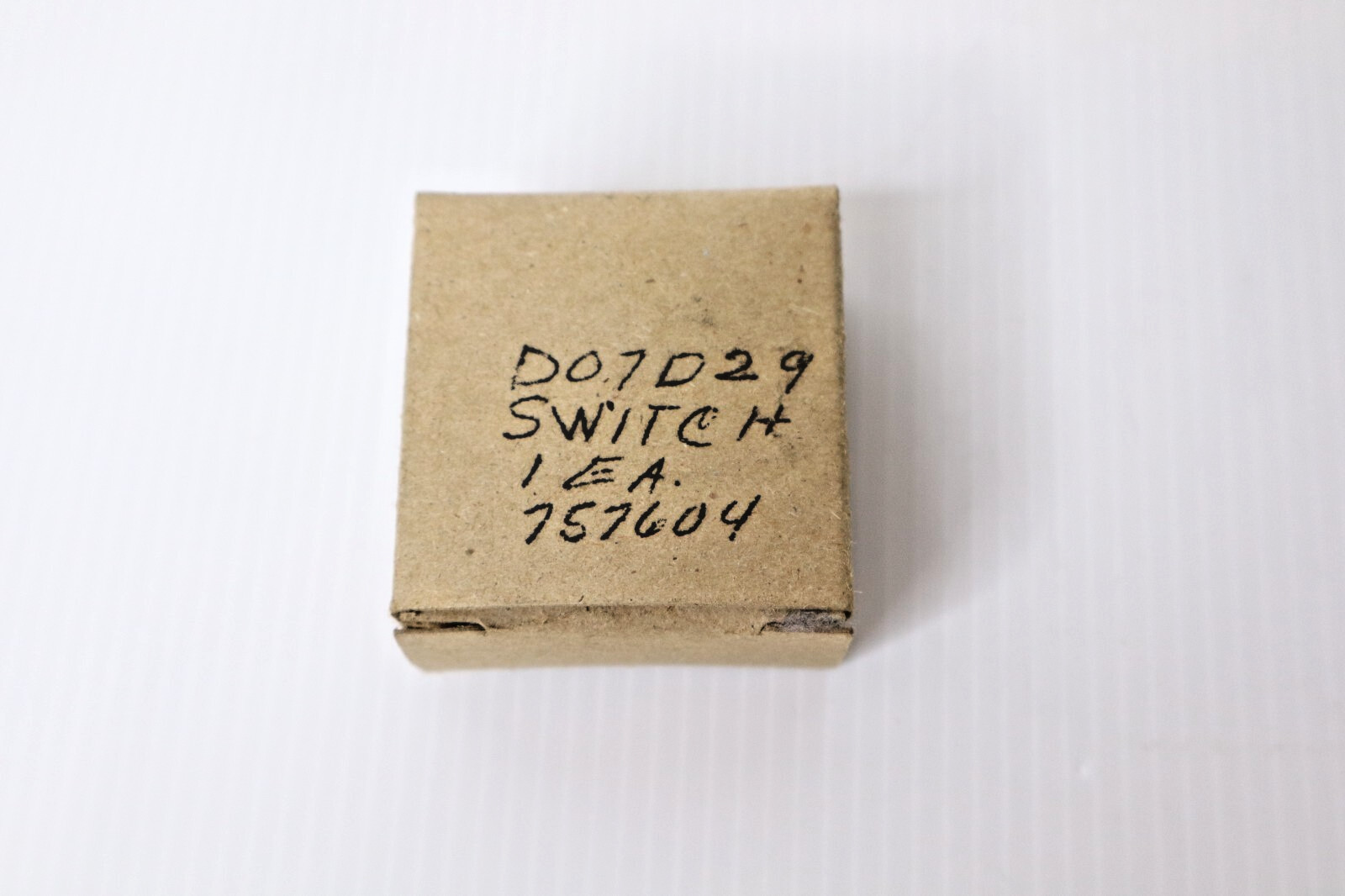 Therm-O-Disc Limit Switch D07D29 Piper 757-604 - New Surplus (2 Available)