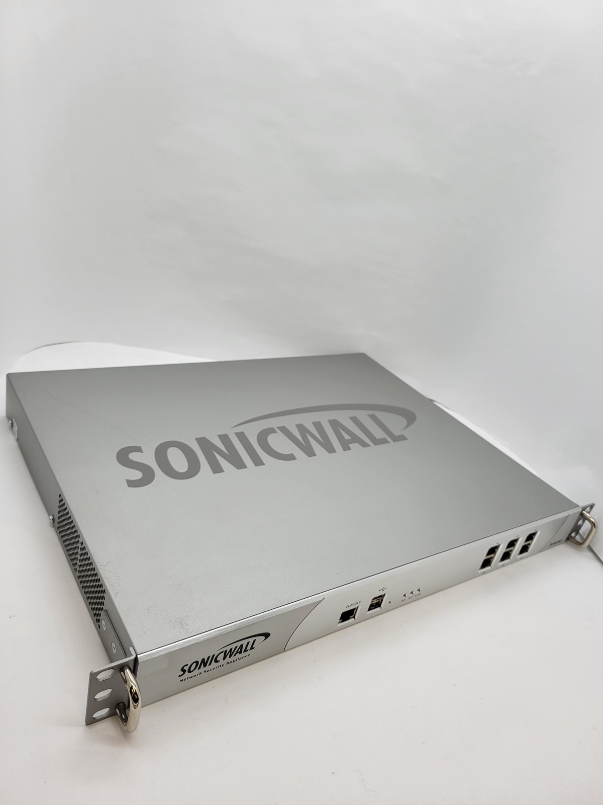 SonicWALL 1RK13-052 NSA 3500 Network Security 100-240VAC 0.6A 50/60Hz