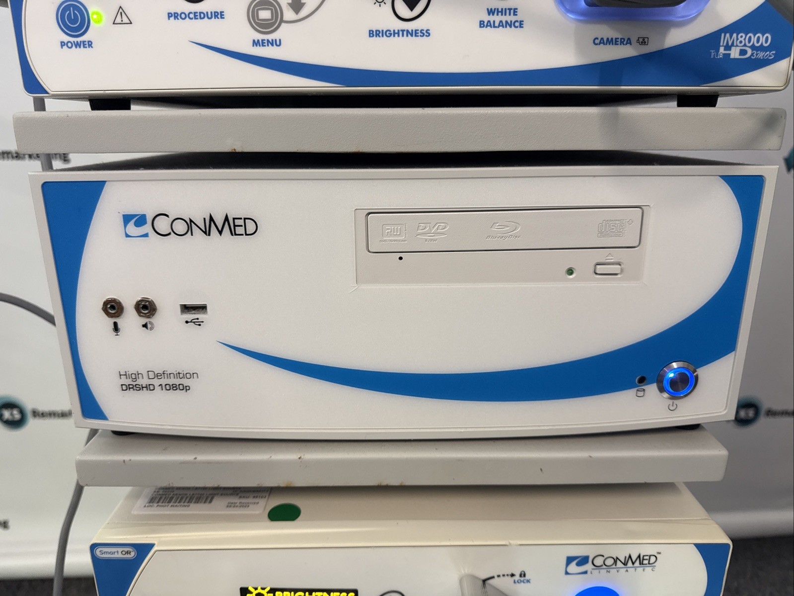 ConMed Smart OR HD Video Cart With Components