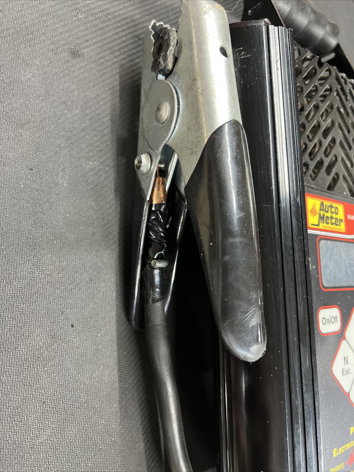 Auto Meter BVA-260 Intelligent Hand Held Electrical Analyzer