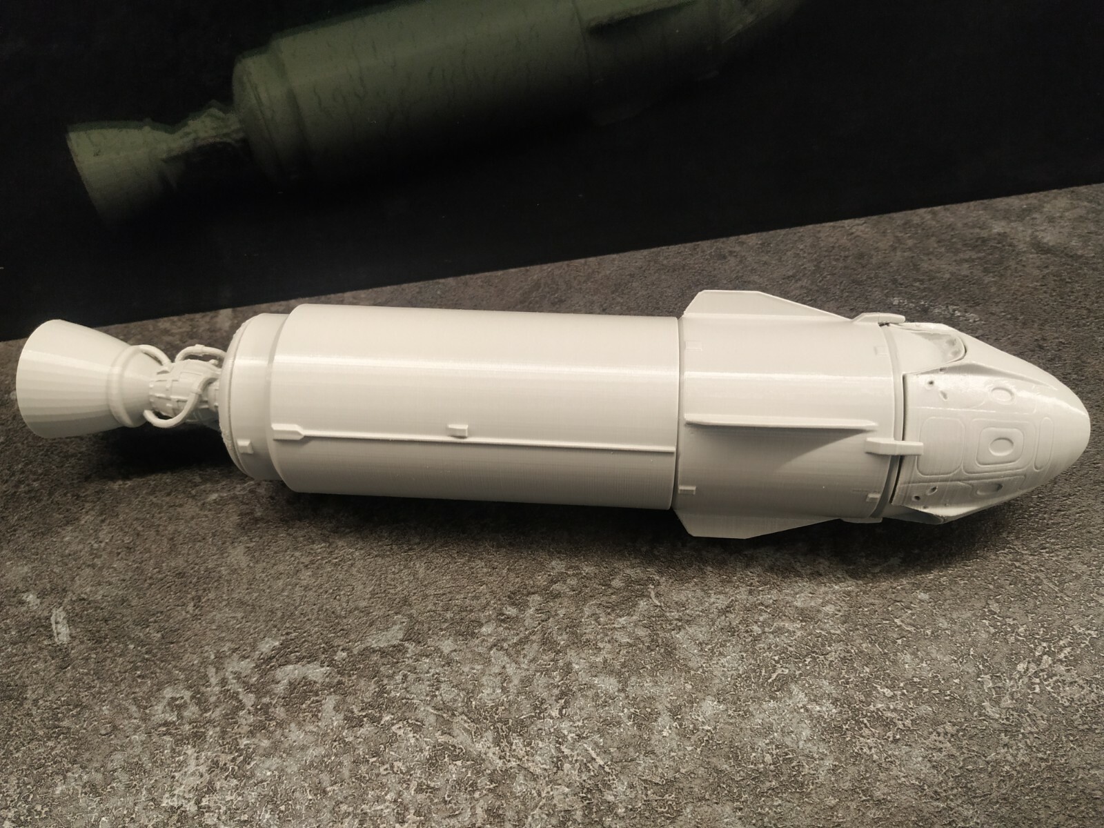 3d printed Space X Dragon Nasa Crew Space Capsule & Service module 1:72