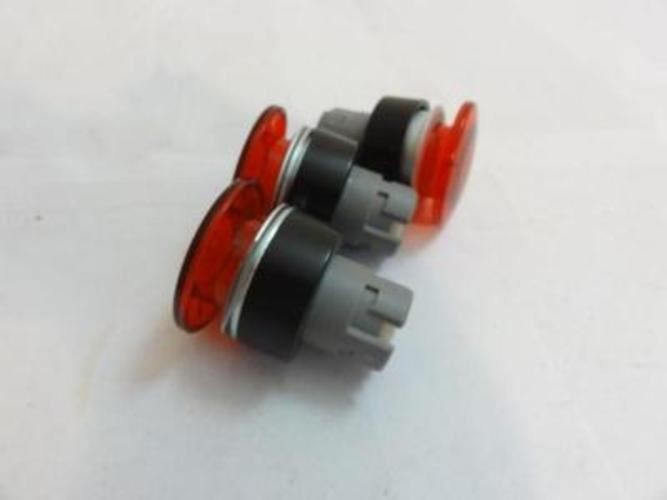 196009 New-No Box; MFG- MDL-Unkn39233 LOT-3 Pushbutton Switch; 1-1/2" OD; 1/2"I