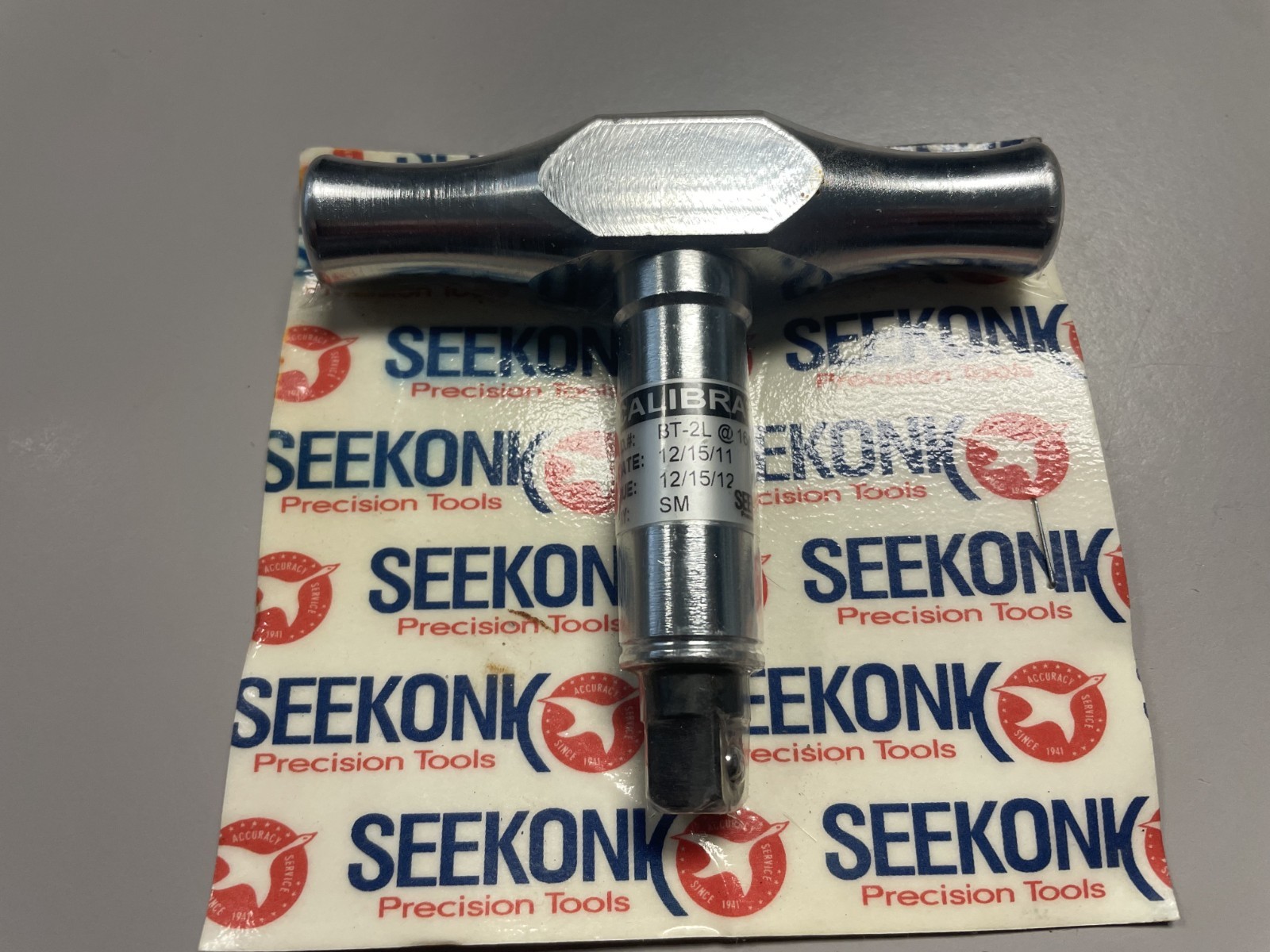 Seekonk BT-2L 3/8"  Drive 16 IN LBS T Handle Pre-Set Slip Type Torque Wrench USA