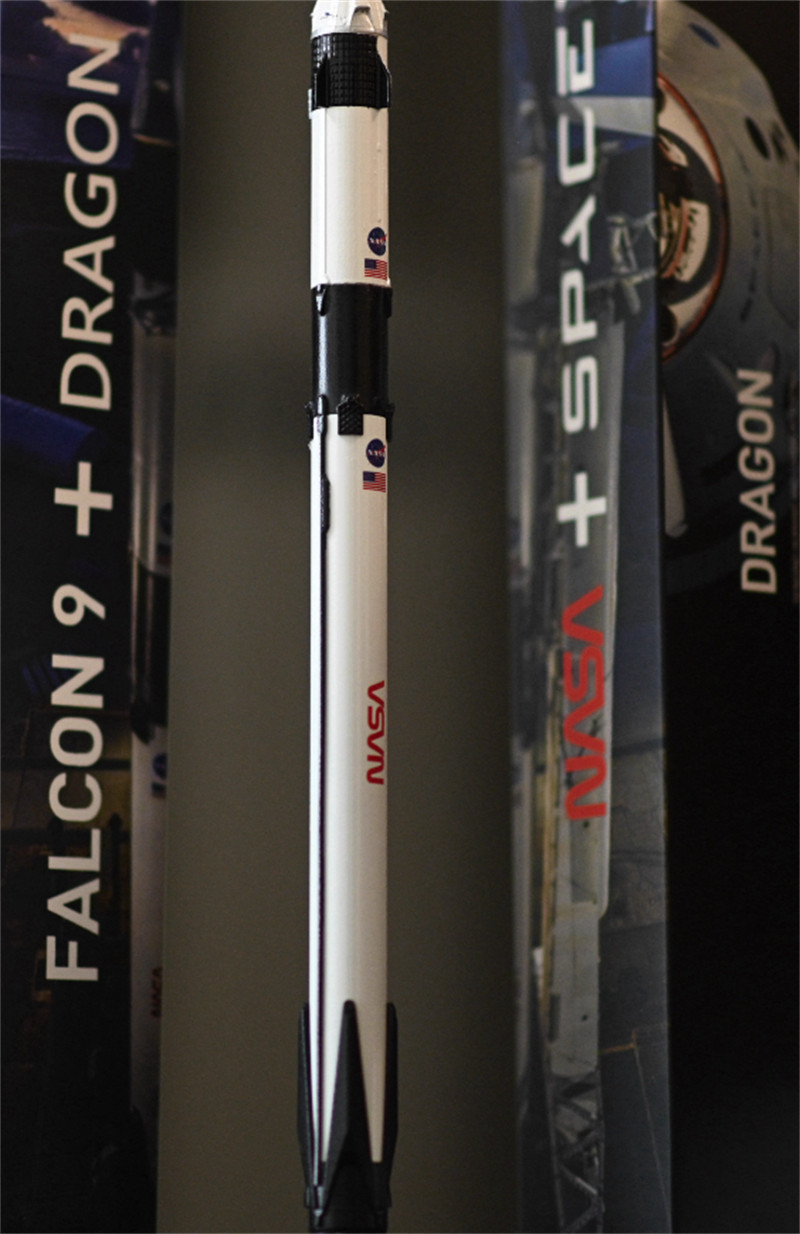 SpaceX Falcon 9 - Crew Dragon Rocket 1:233 Model Static Model Statue Scale Gift