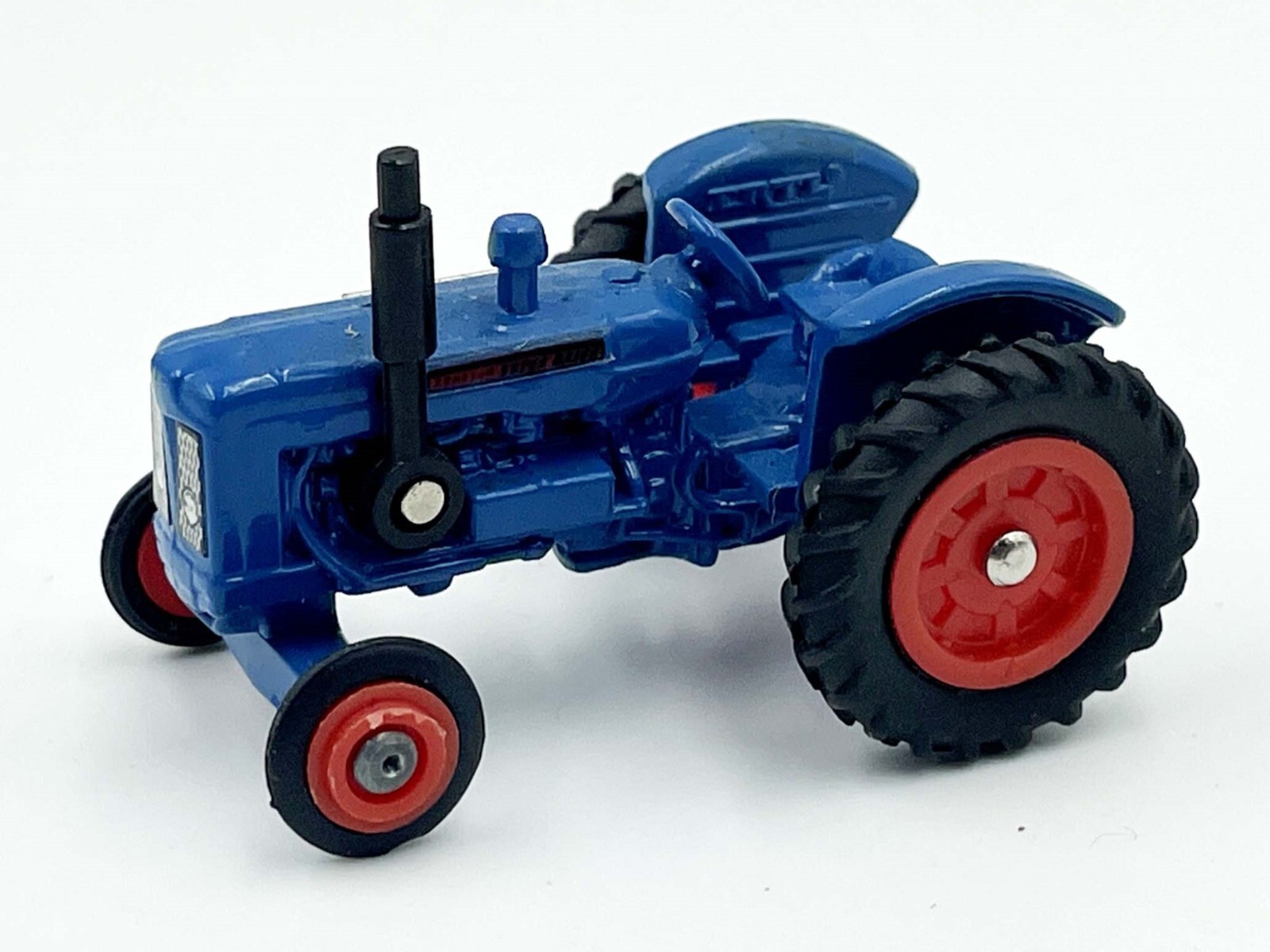 1/64 Fordson Major Tractor