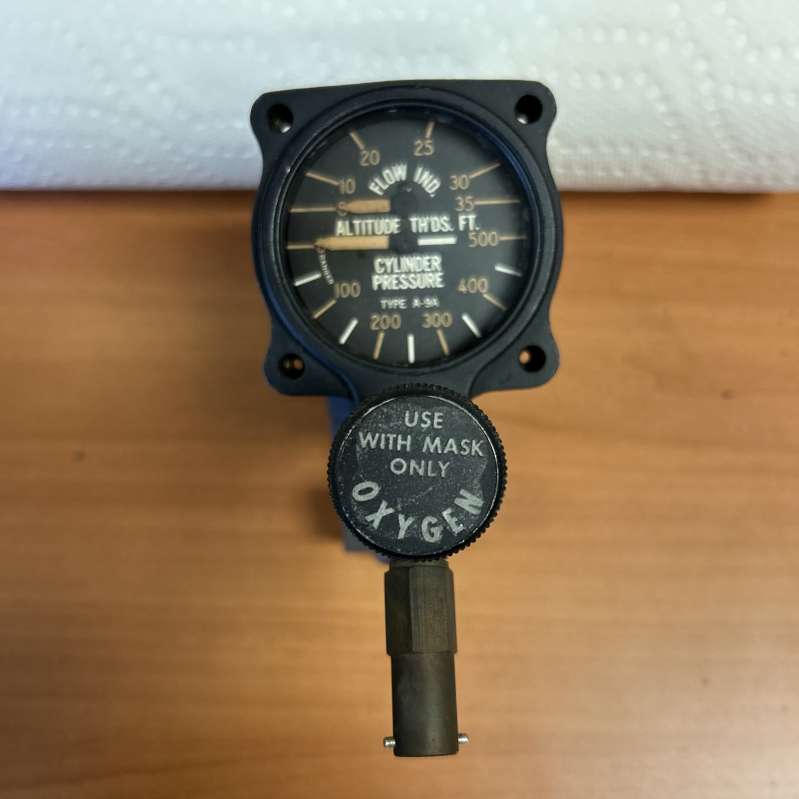 Bendix Oxygen Flow Regulator Type A-9A