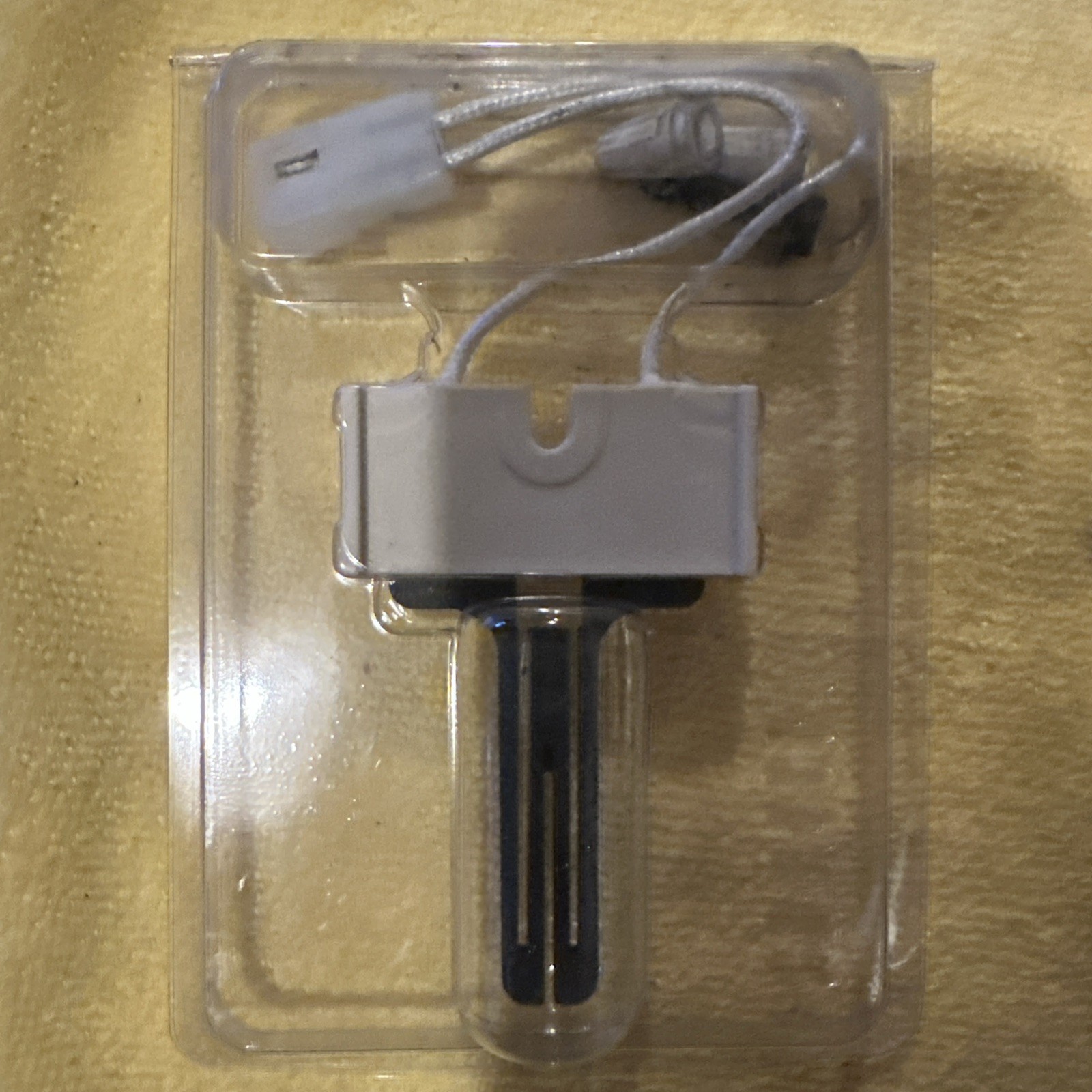 WHIRLPOOL DRYER FLAT IGNITER | 4391996