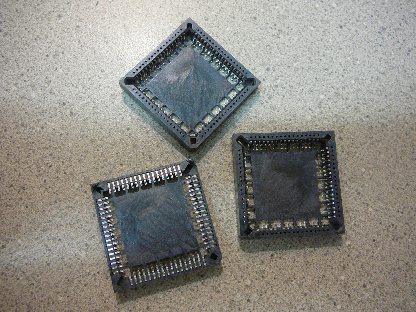 SAMTEC Conn PLCC IC Socket SMT 68-Pos 1.27mm Solder   ***NEW***  Qty.3