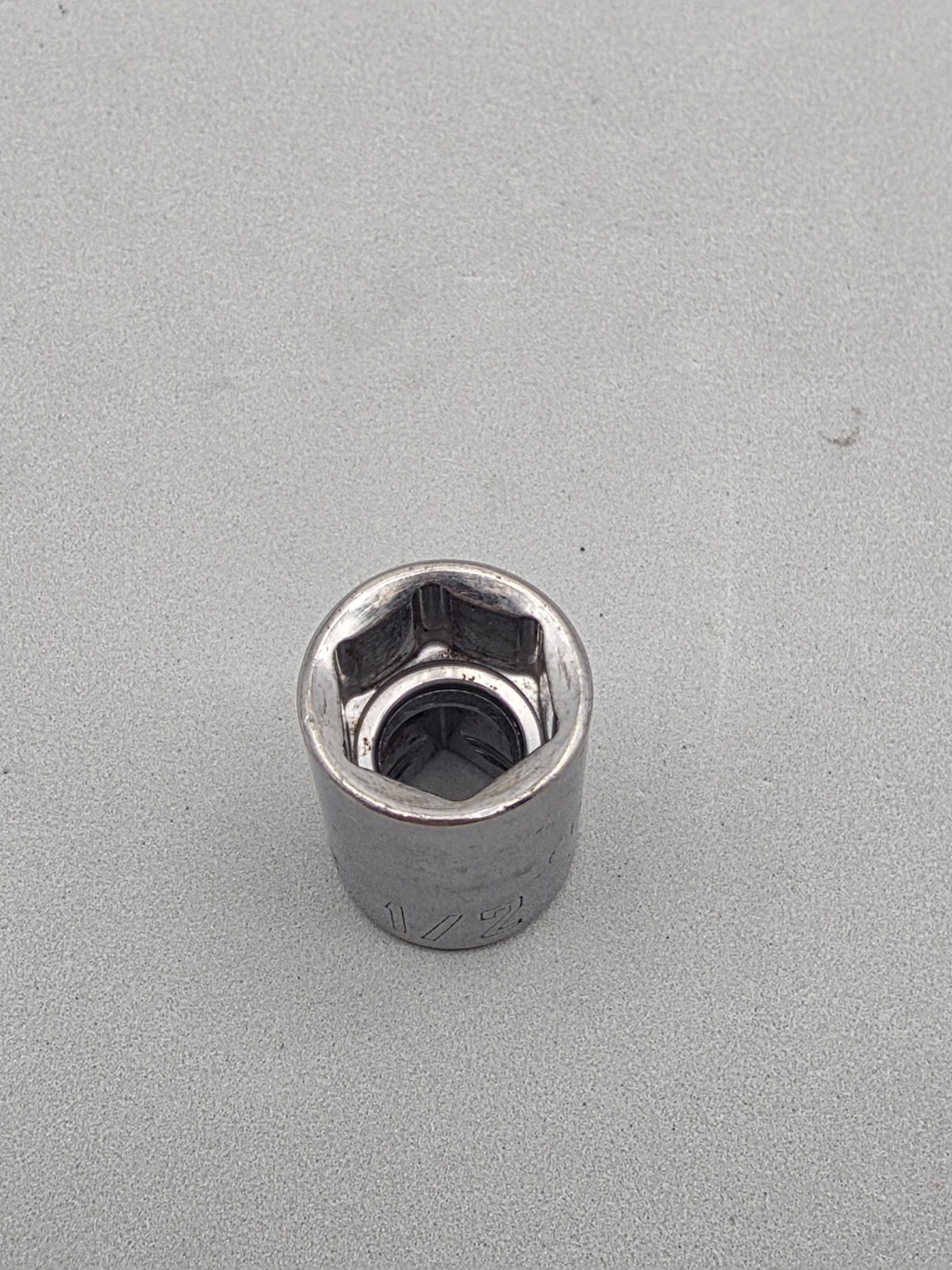 Craftsman Tools 1/2" Socket 6-Point 3/8" Drive CMMT43003
