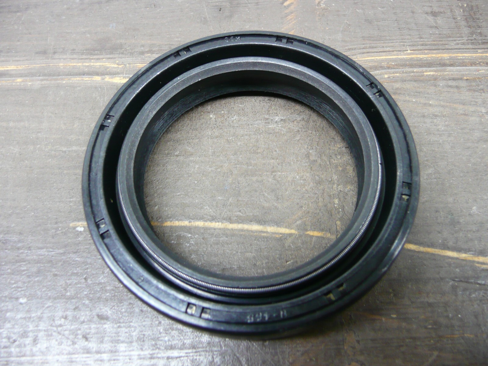 New Process NP261 / 263 Transfer Case Input Seal, Fits HD & XHD Models