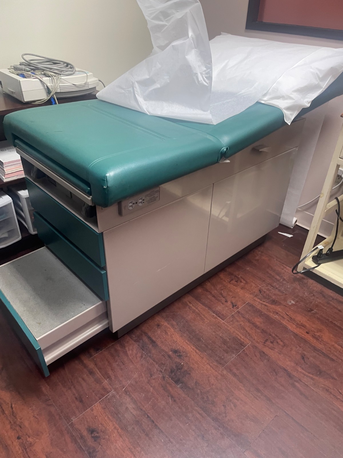 hamilton buit for ever exam table