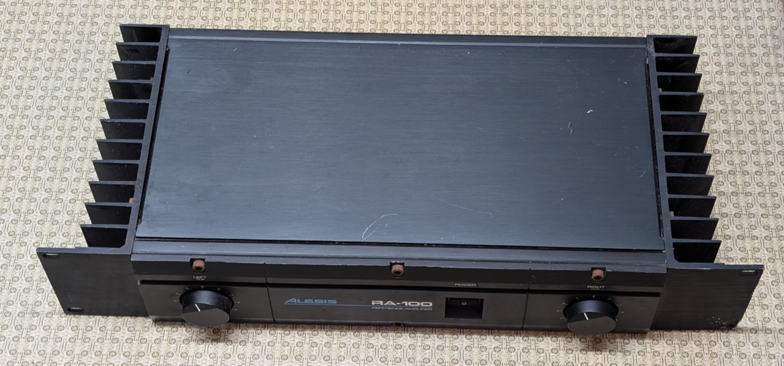 Alesis RA-100 Reference Amplifier for Rack Mount + Power Cord