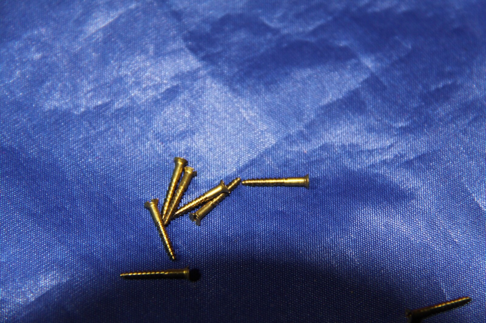 L51 Brass WOOD Screws -  #00; #0; # 1 ; #2;  - Packs of 100 or  Gross