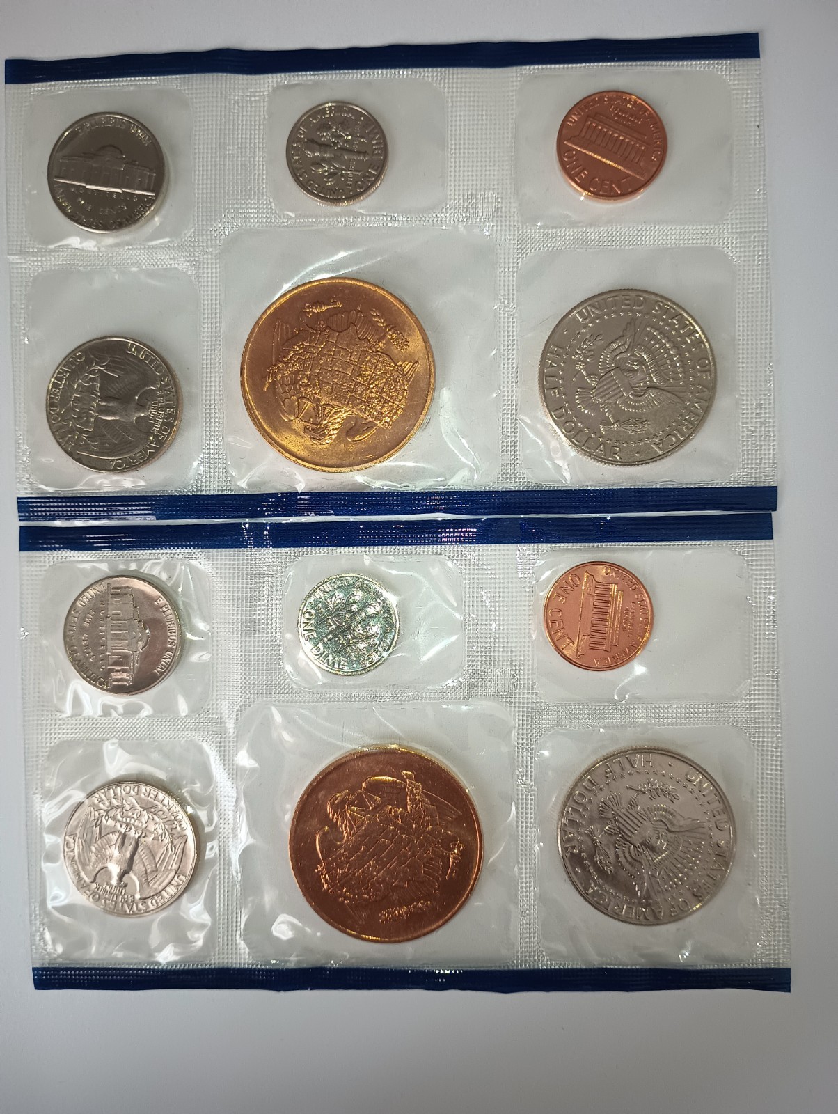 1988 PHILADELPHIA SOUVENIR MINT SET READ DESCRIPTION !
