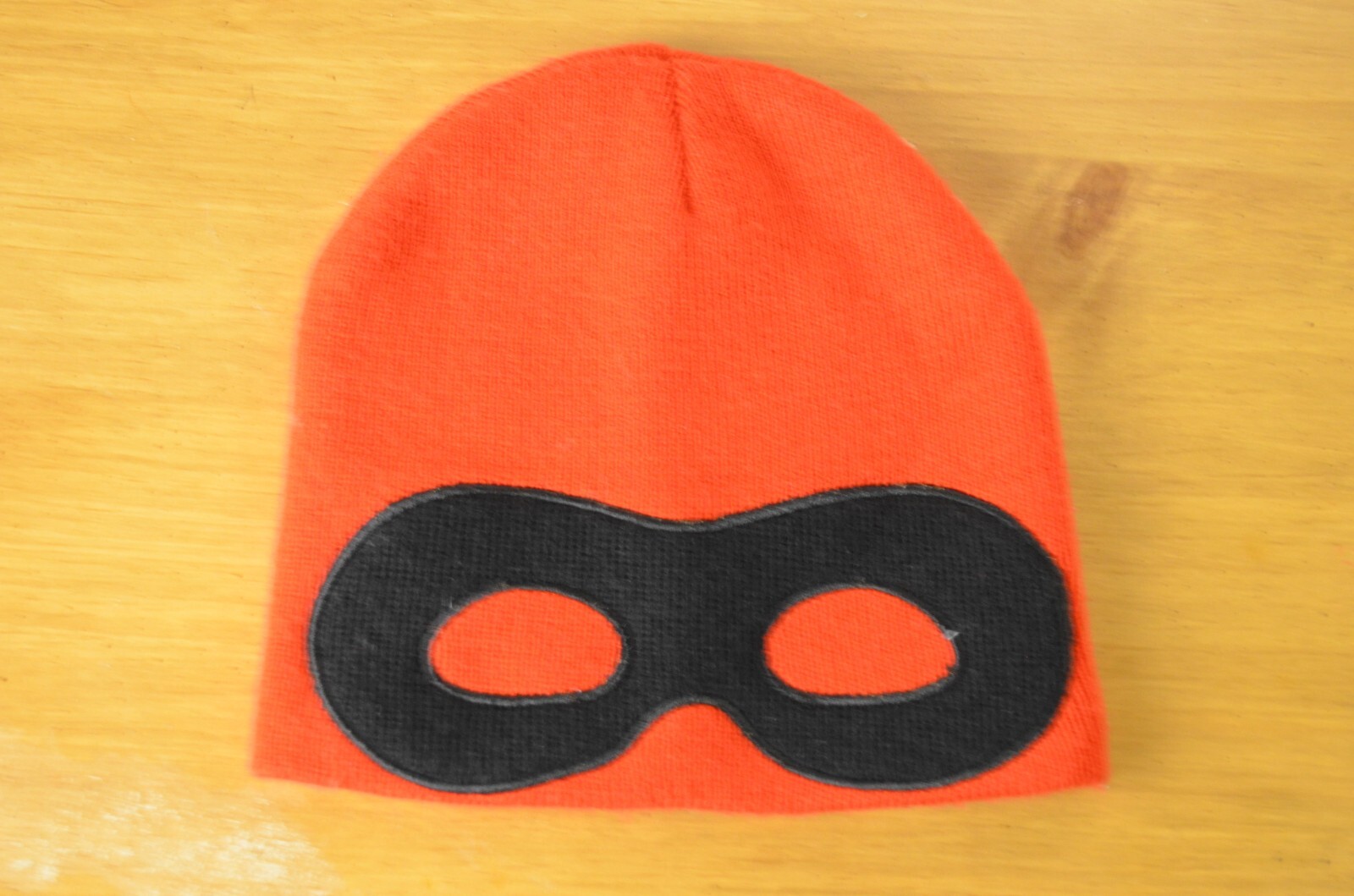 The Incredibles 2 Mask Red Winter Kid's Boys Girls Beanie Hat Cap Used Cleaned