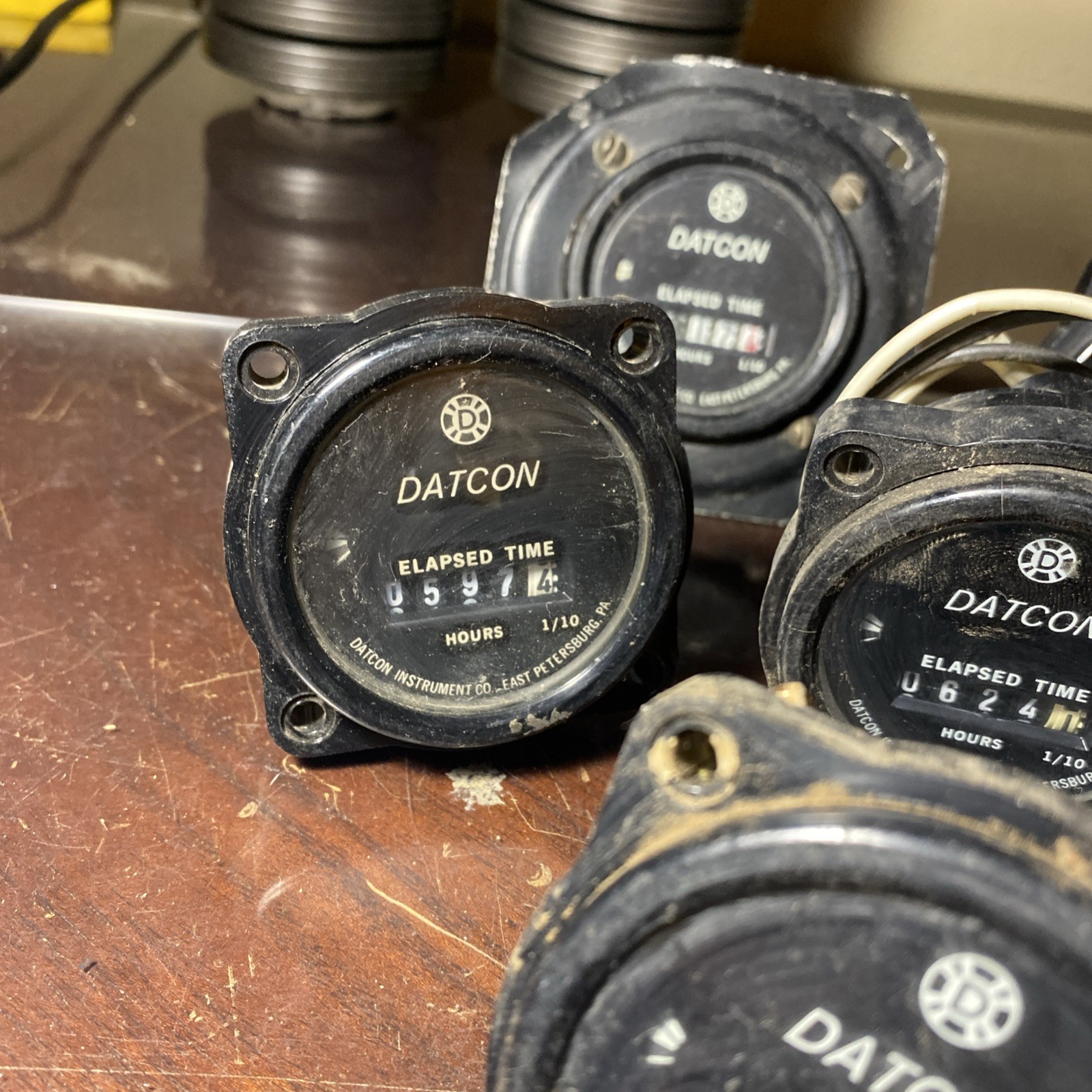 Qty.8 773E Datcon Elapsed Time Hours Indicator (Volts: 4/40) (AP10)