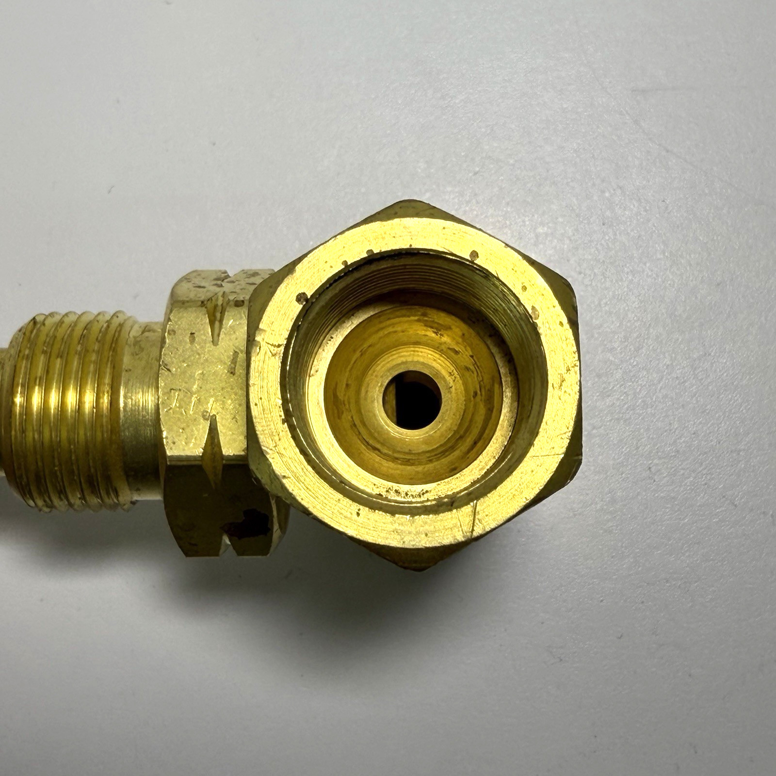 CGA 510 Acetylene Propane Brass Tee Fitting with Check Valve