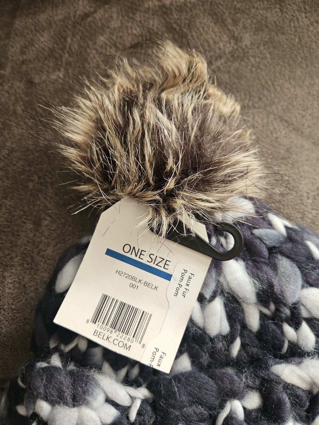 BELK Knit Hat Fur Pom Pom, Bobble Hat ONE SIZE NWT