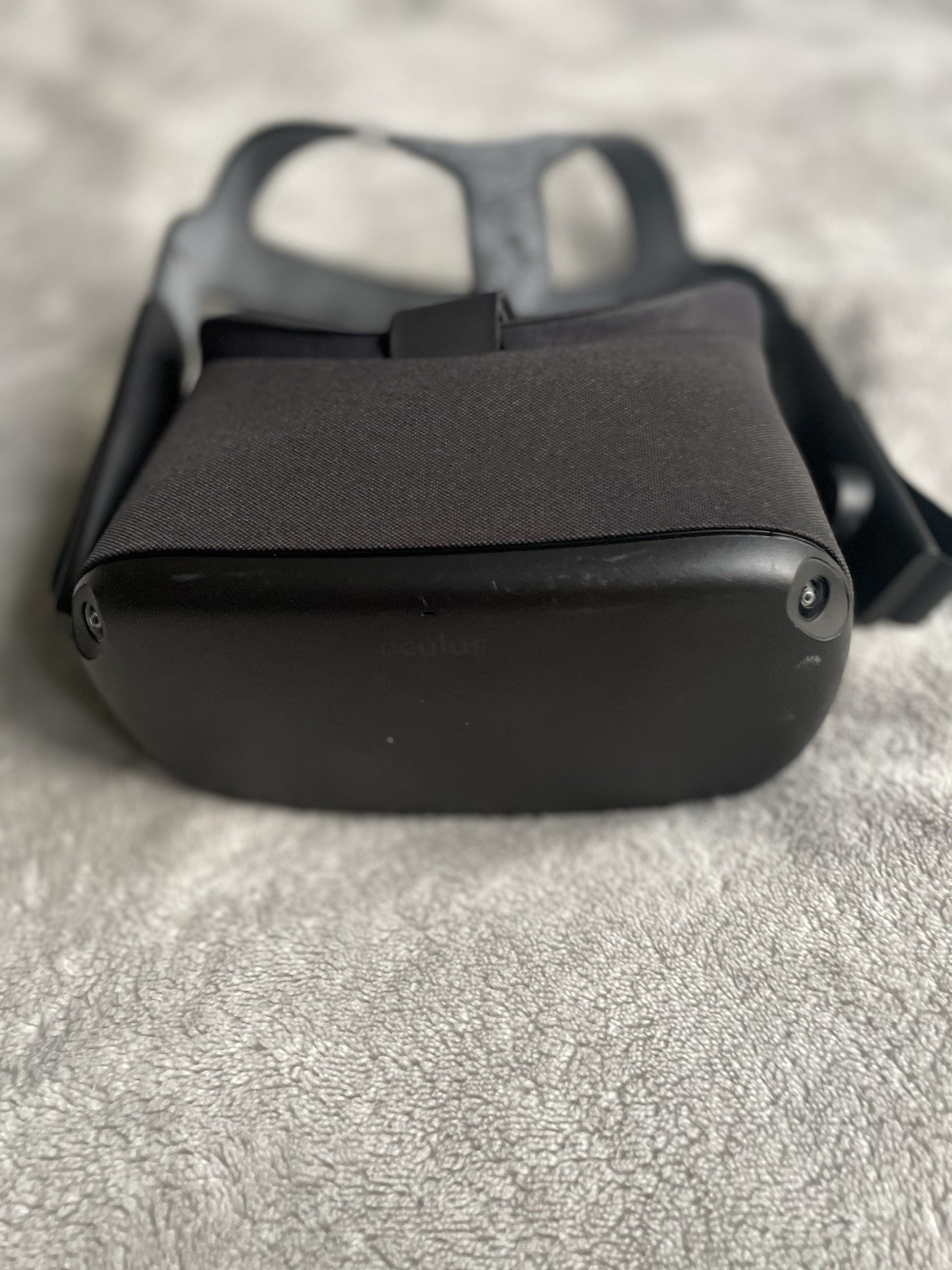 Meta Oculus Quest 64GB VR Headset - Black Untested