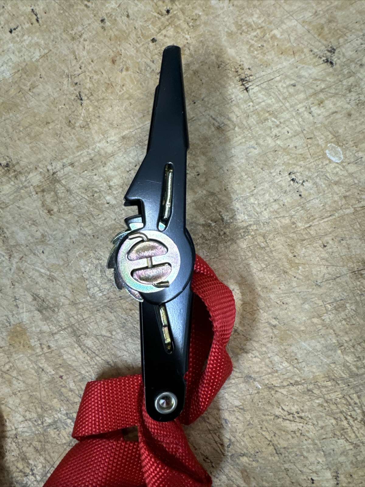 Red WORKFORCE 8363 CARGO RATCHET TIE DOWN STRAP Working Load Limit 800 lbs