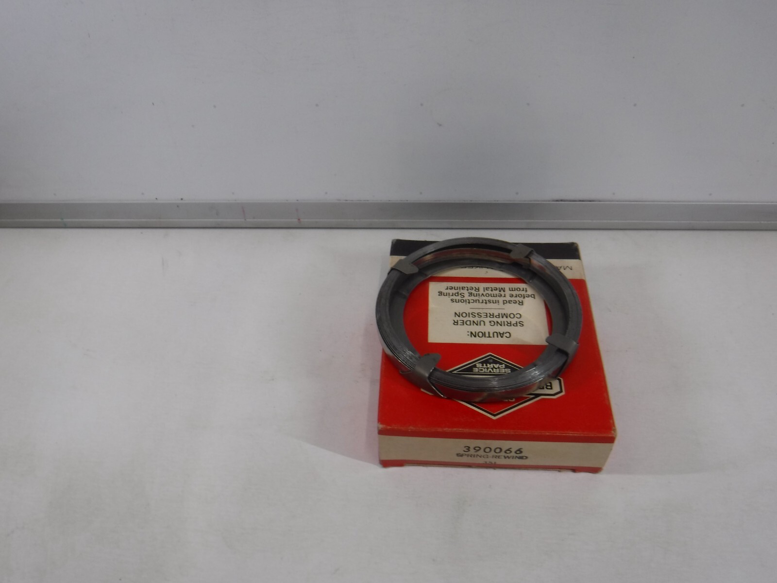 NOS OEM BRIGGS & STRATTON REWIND SPRING PART# 390066 2PACK