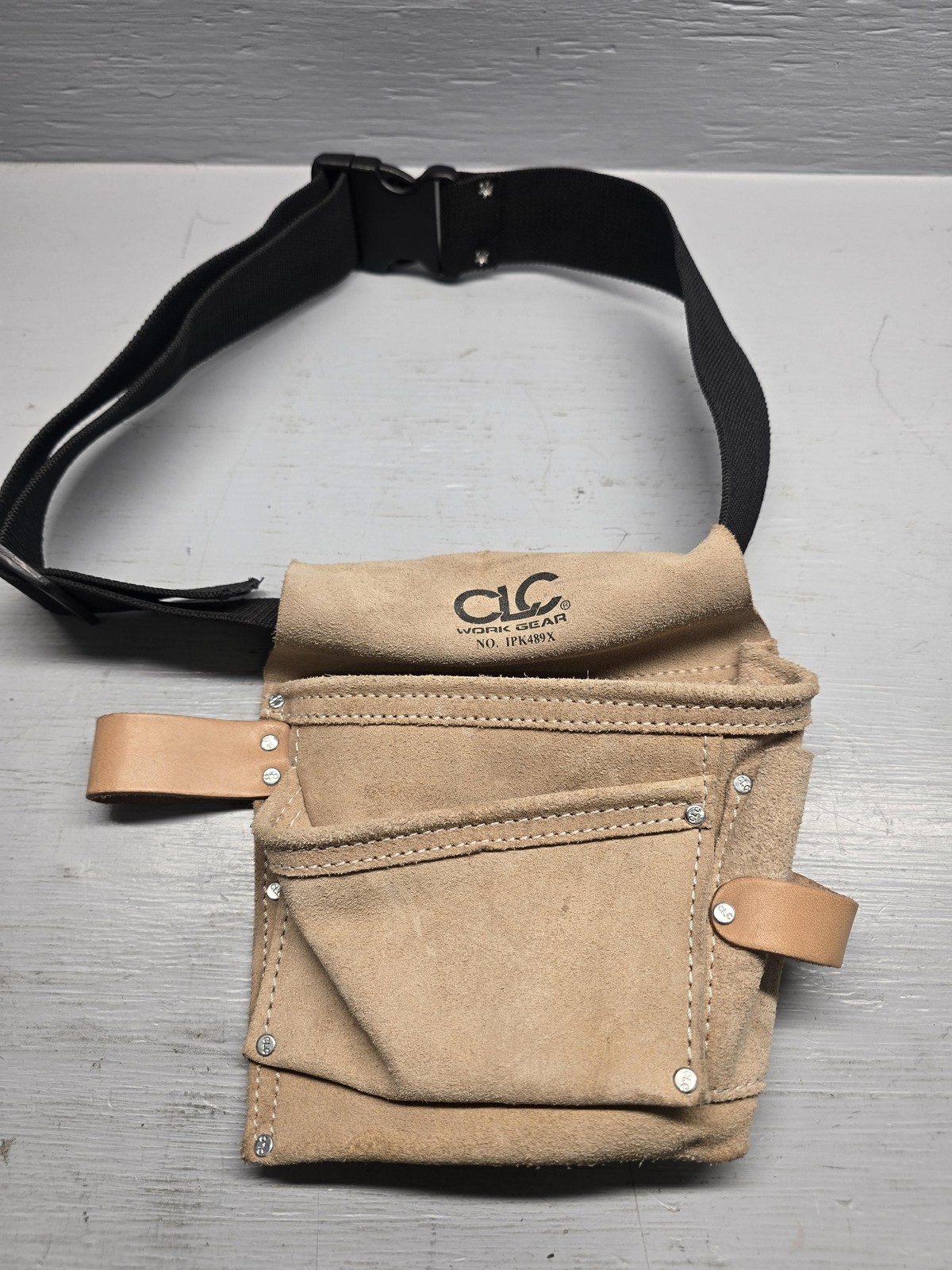 CLC Work Gear Tool Belt Pouch IPK489X Suede Leather Nail Bag Tan Adjustable