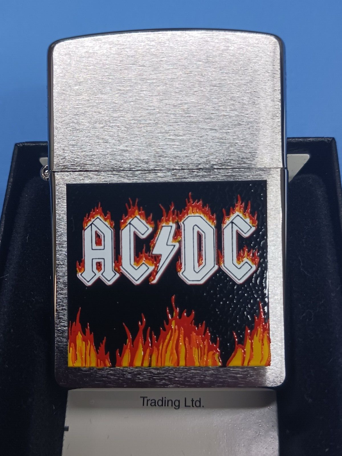 Zippo AC/DC Flames Brushed Chrome 24277