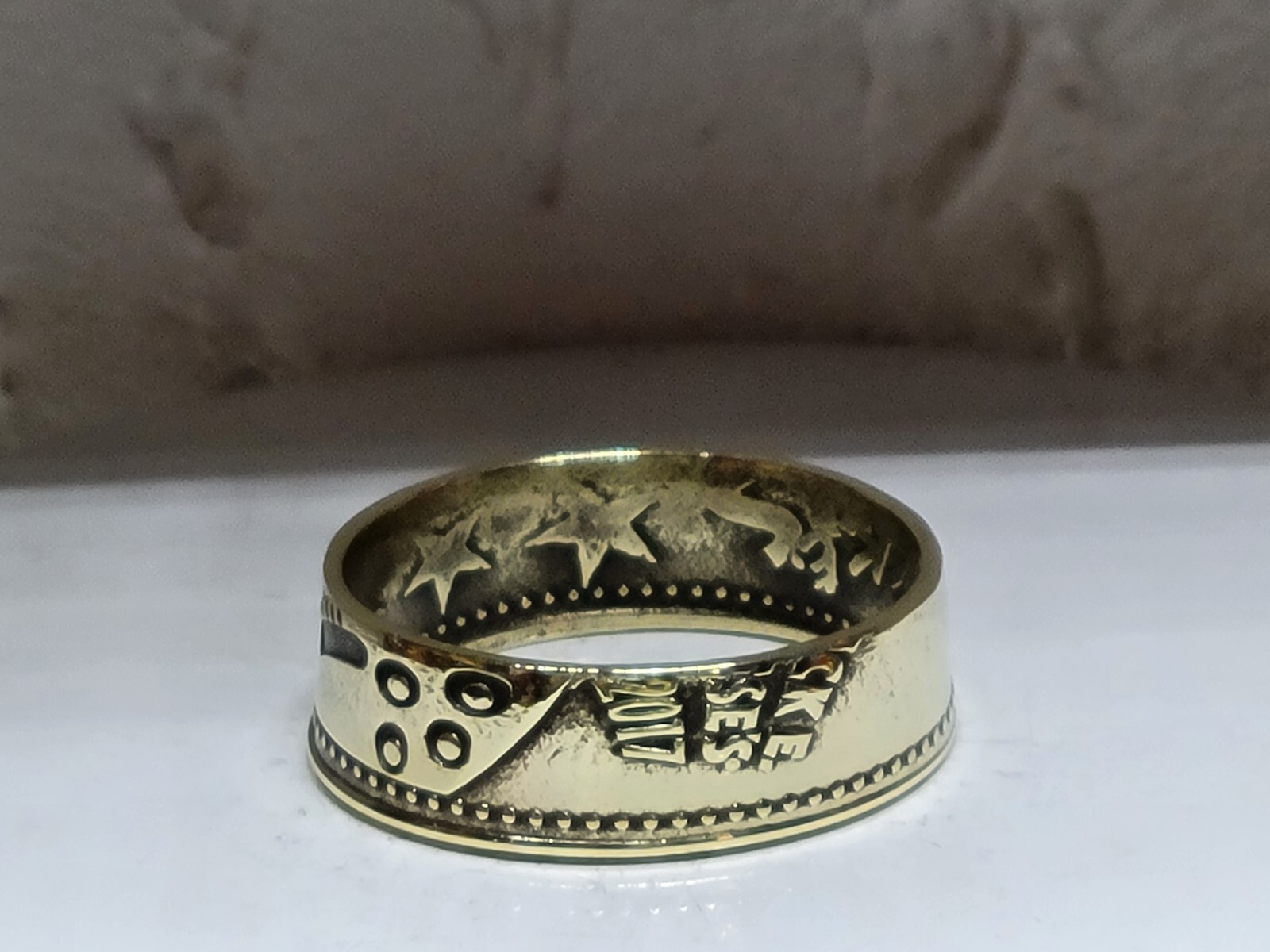 CHUCK e CHEESE - 2017 - Size 9 Token Coin Ring
